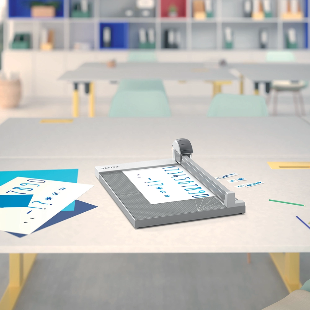 Guillotina de 3 cortes 1515P Leitz Precision Office-3