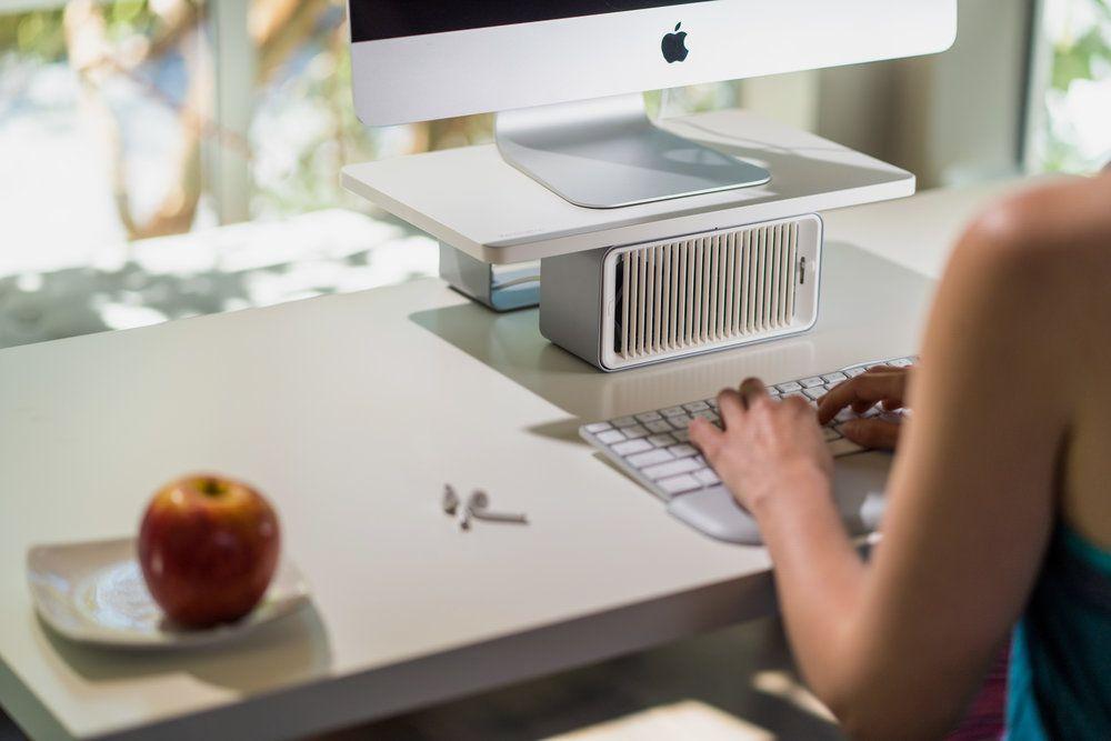 Base para monitor CoolView™ con ventilador Kensington-6