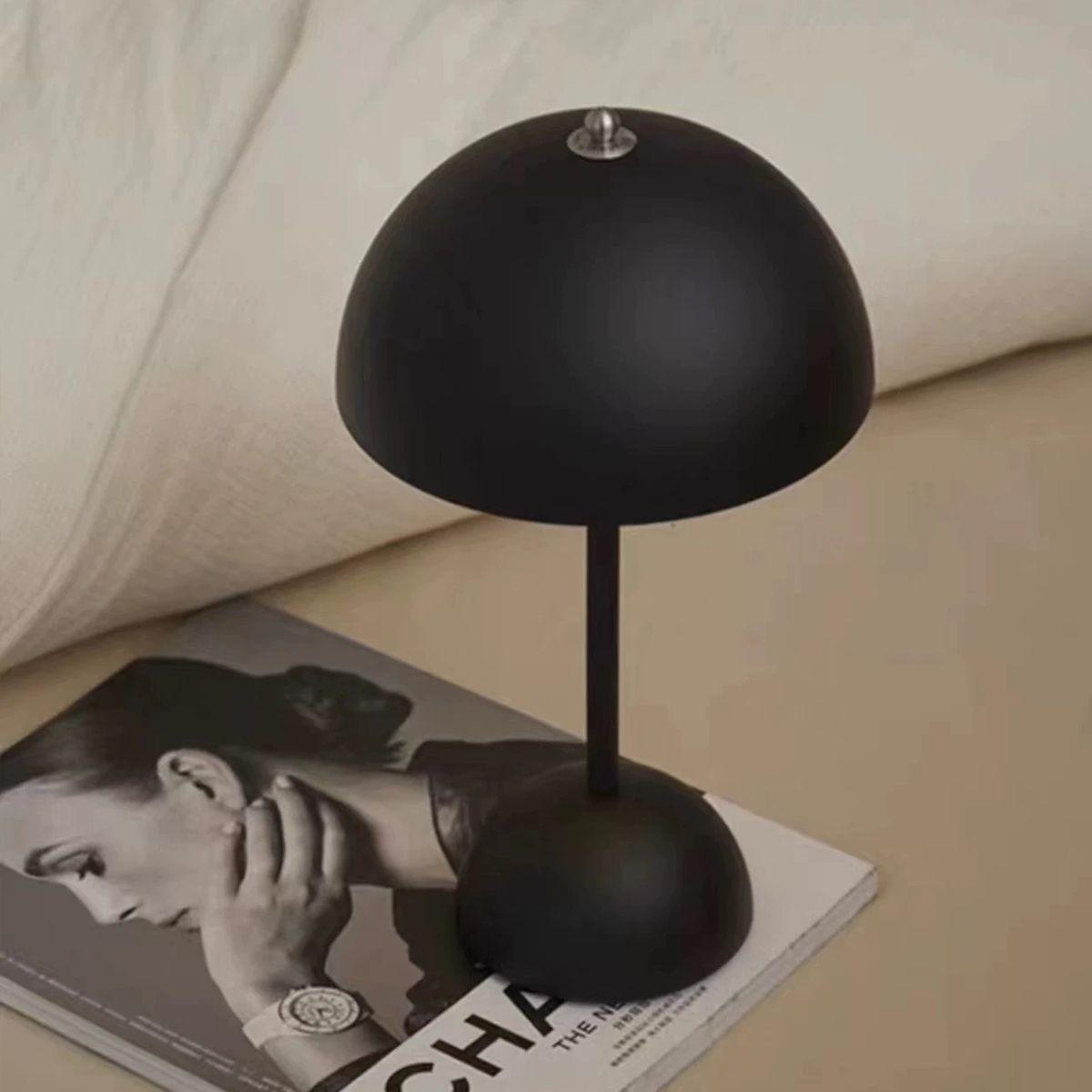 Lampara de escritorio LED recargable por USB portatil y con pantalla tactil blanco negro naranja luz-5