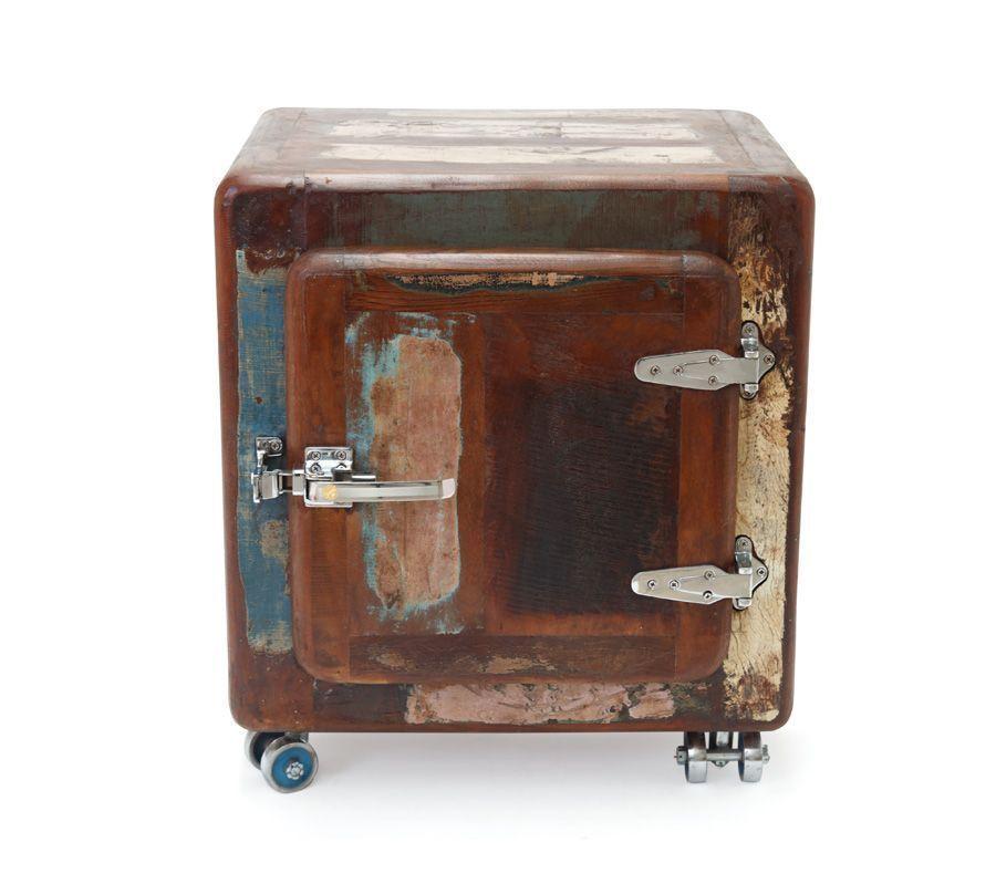 Velador Ballia hecho de madera reciclada y tiradores metálicos-2