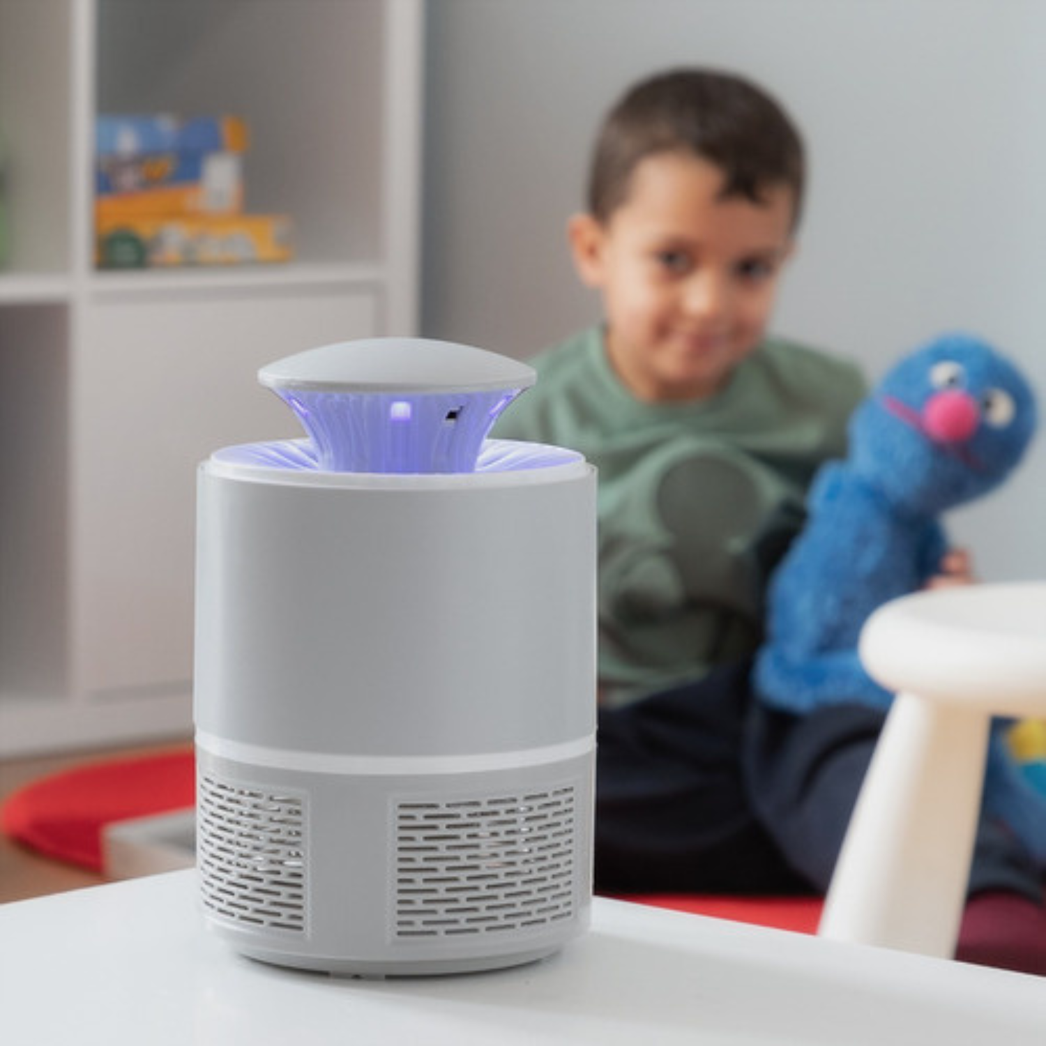 Lampara Mata Insectos Mata Mosquitos Por Succión Innovagoods-3