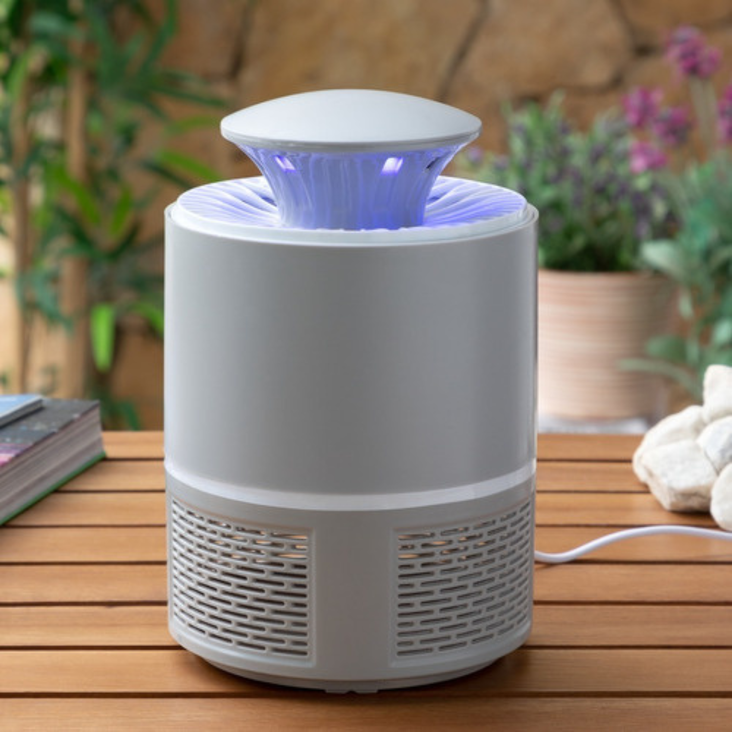 Lampara Mata Insectos Mata Mosquitos Por Succión Innovagoods-2