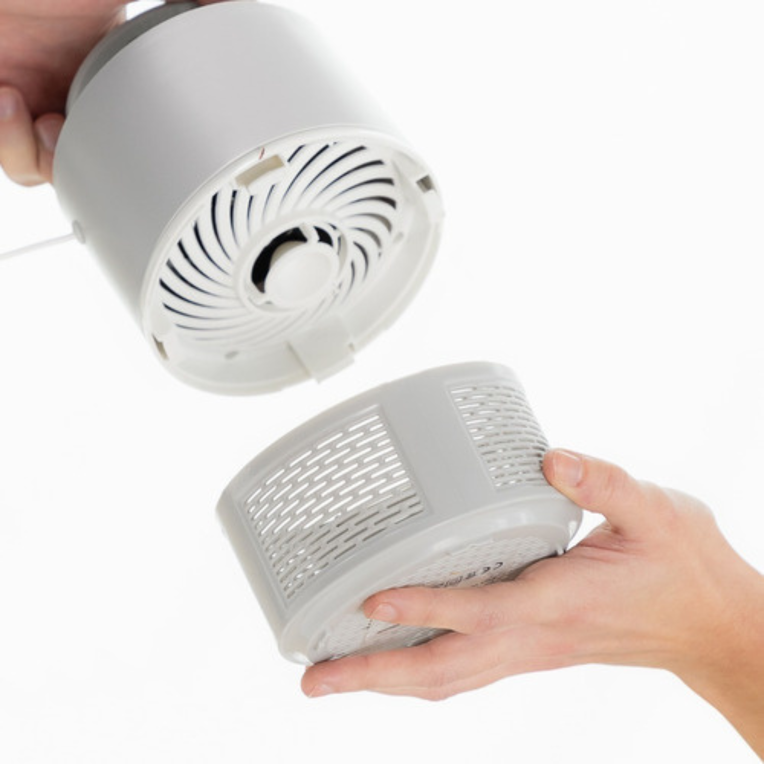 Lampara Mata Insectos Mata Mosquitos Por Succión Innovagoods-4