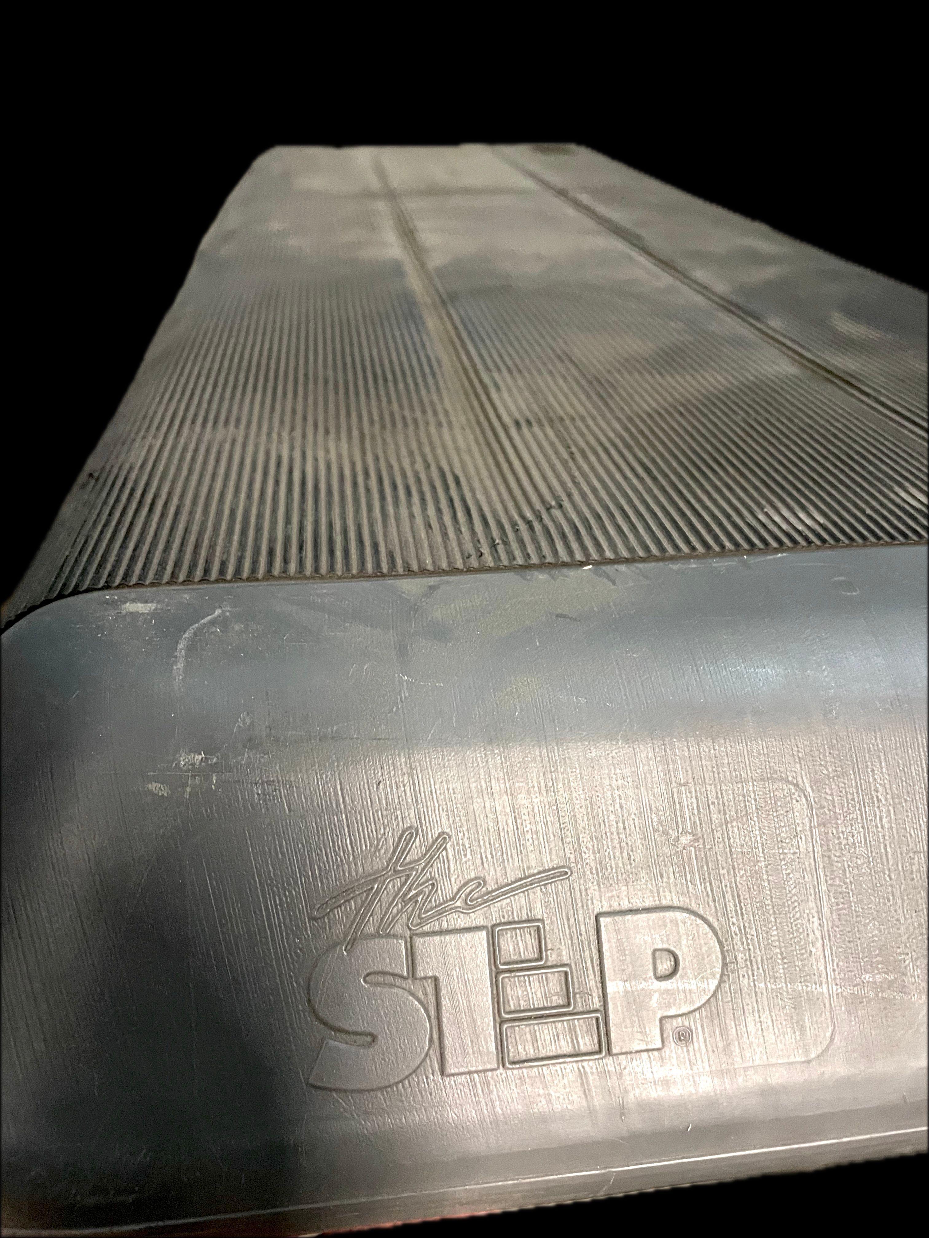 Steps Profesionales Reacondicionado 110x40x10 Con Goma Antideslizante y 2 Modulos de Altura-2
