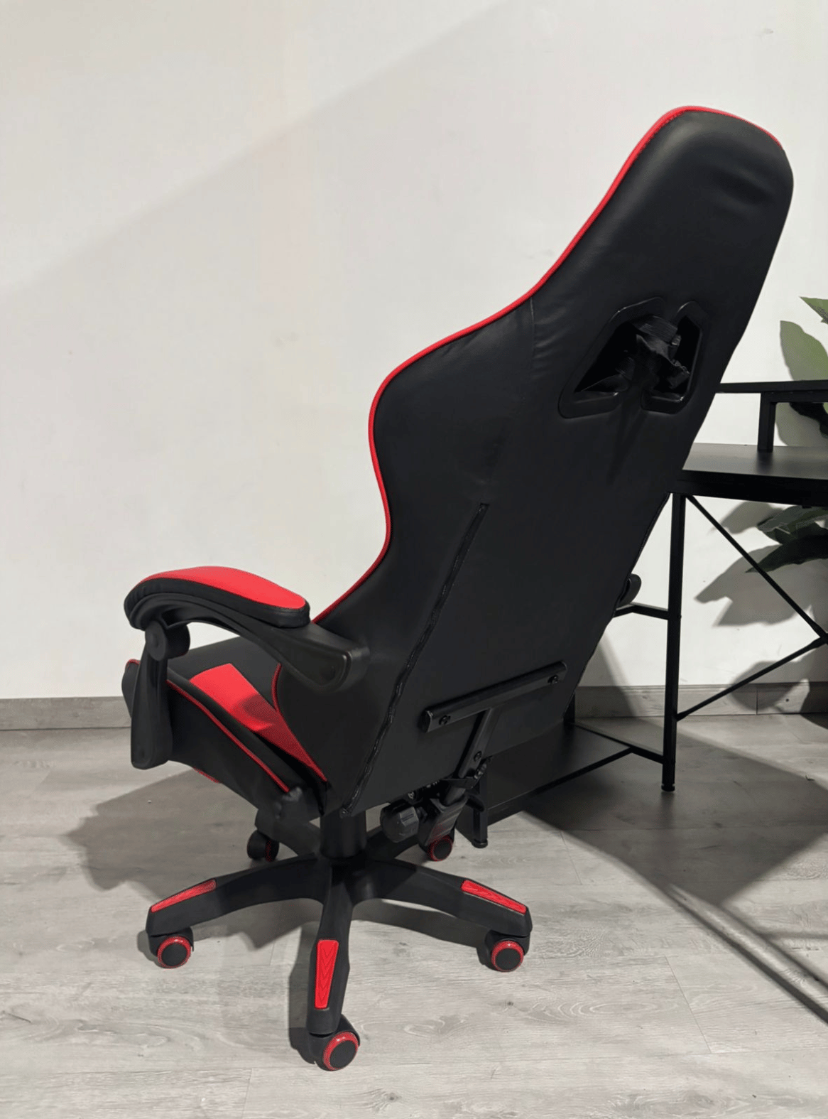 Silla Gamer Ergonomica con Reposapies Retractil y Altura Ajustable Redline-3