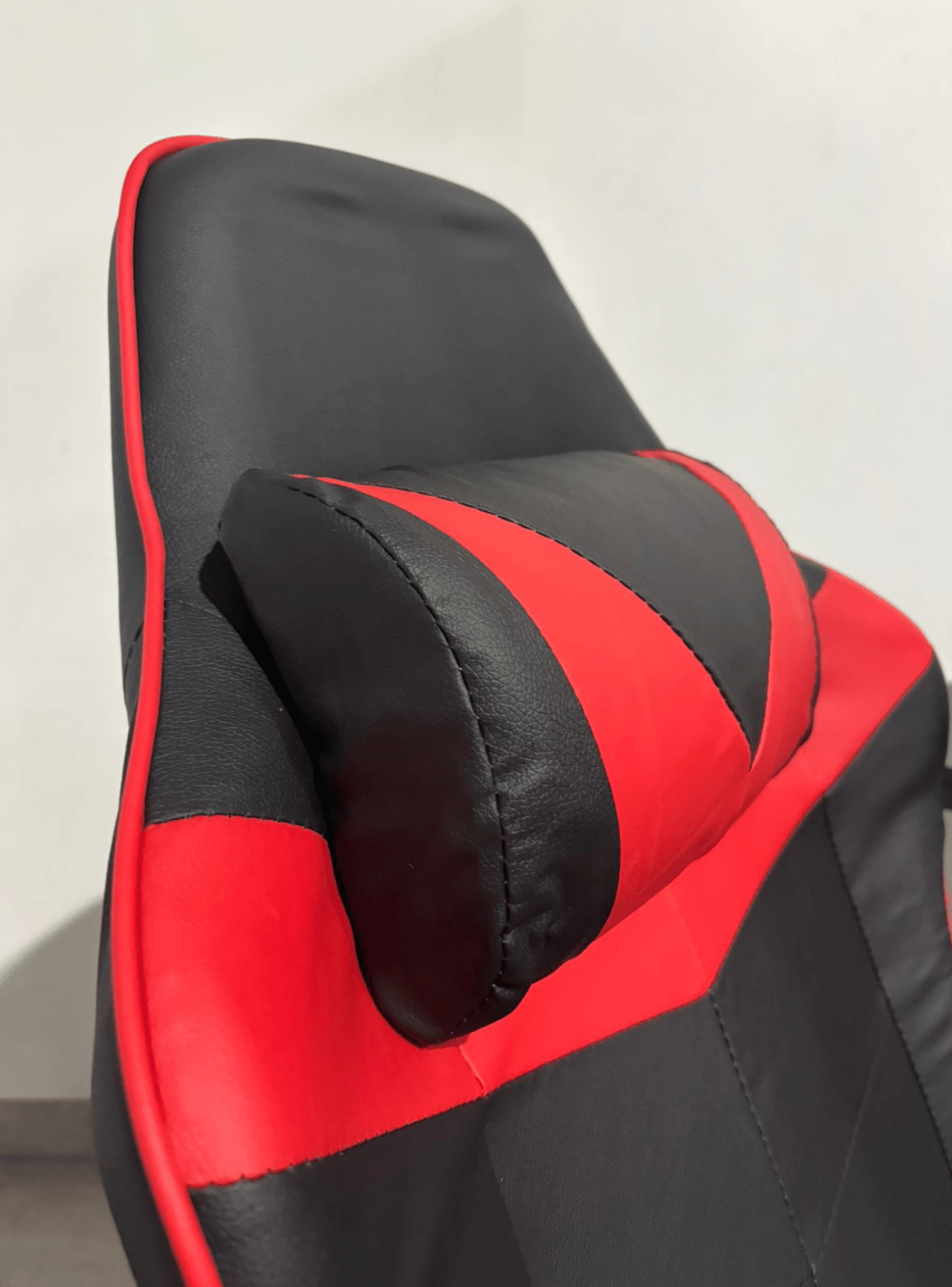 Silla Gamer Ergonomica con Reposapies Retractil y Altura Ajustable Redline-5