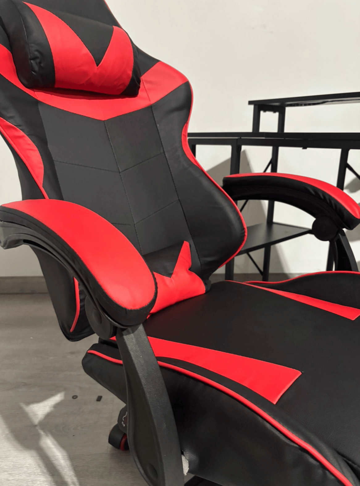 Silla Gamer Ergonomica con Reposapies Retractil y Altura Ajustable Redline-6