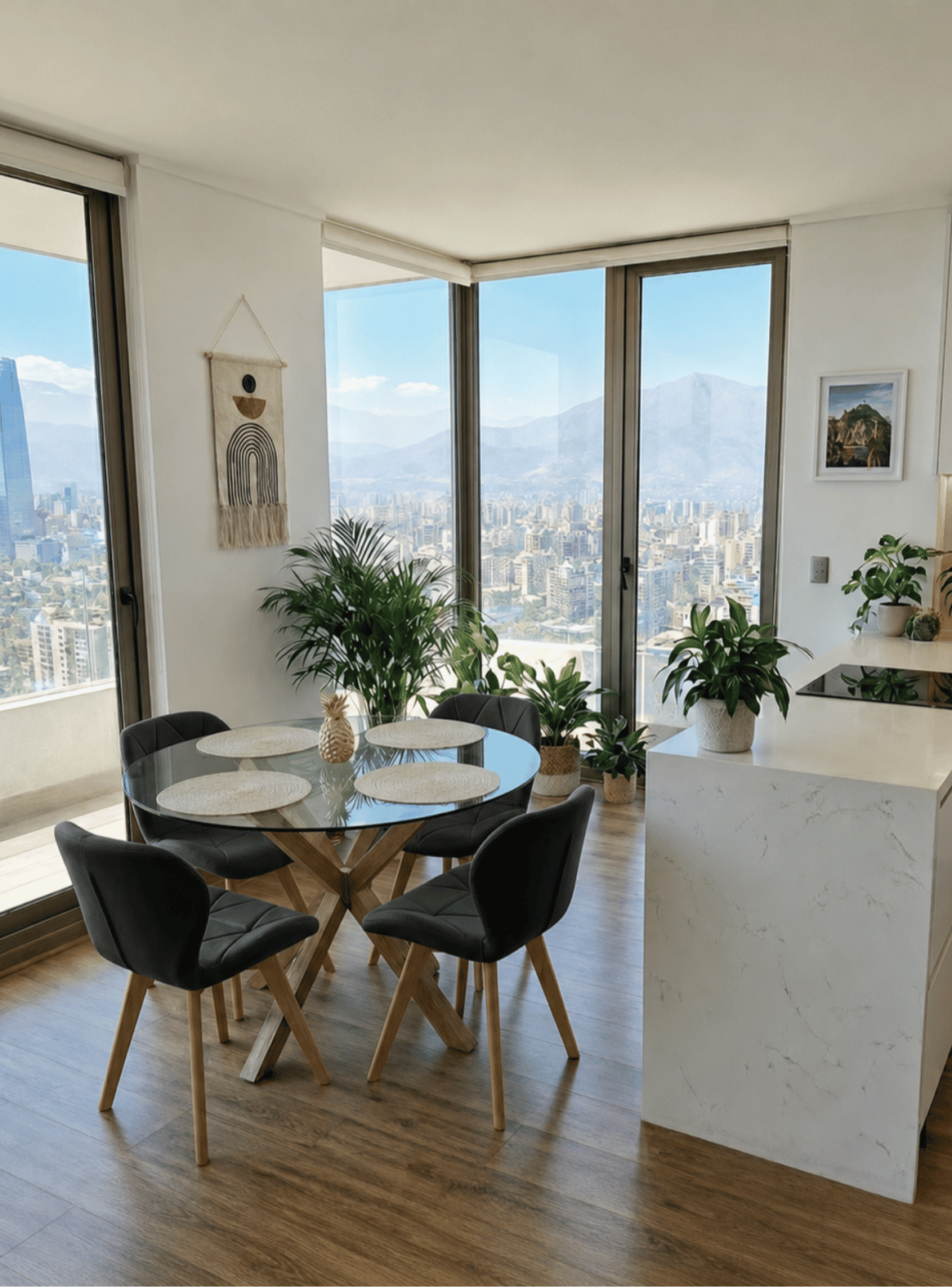 Silla de Comedor Mariposa Ecocuero Patas de Madera Estilo Nórdico-6
