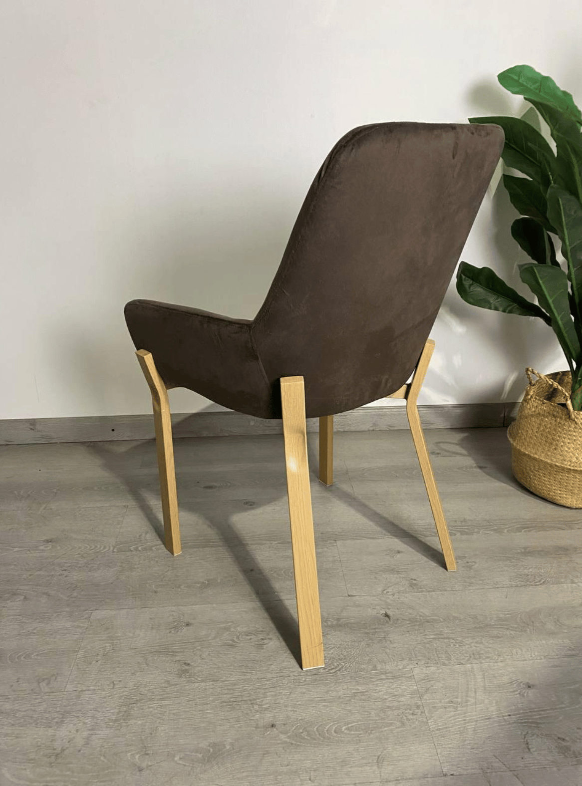 Sitial Oporto Tapizado en Felpa con Patas de Madera – Silla Moderna para Living,-2