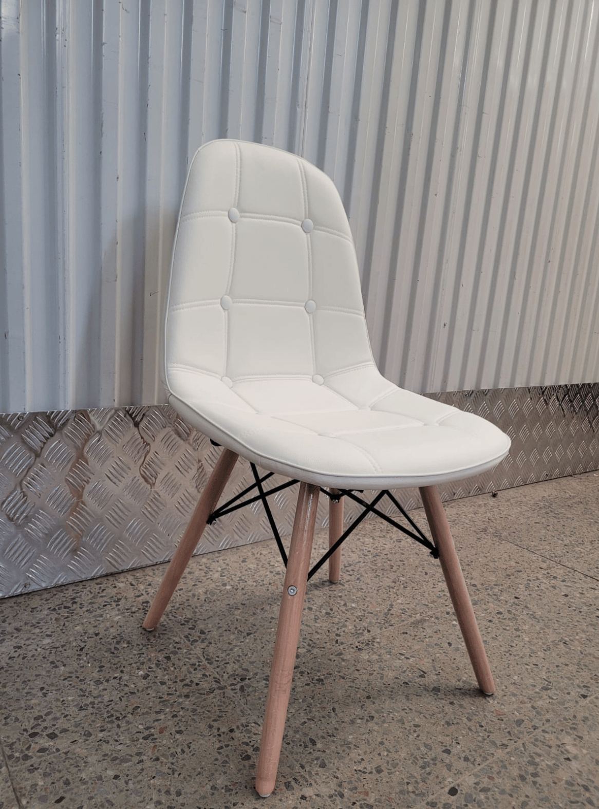 Pack 6 Sillas de Comedor Nórdica Capitone Ecocuero Acolchada con Patas de Madera-2