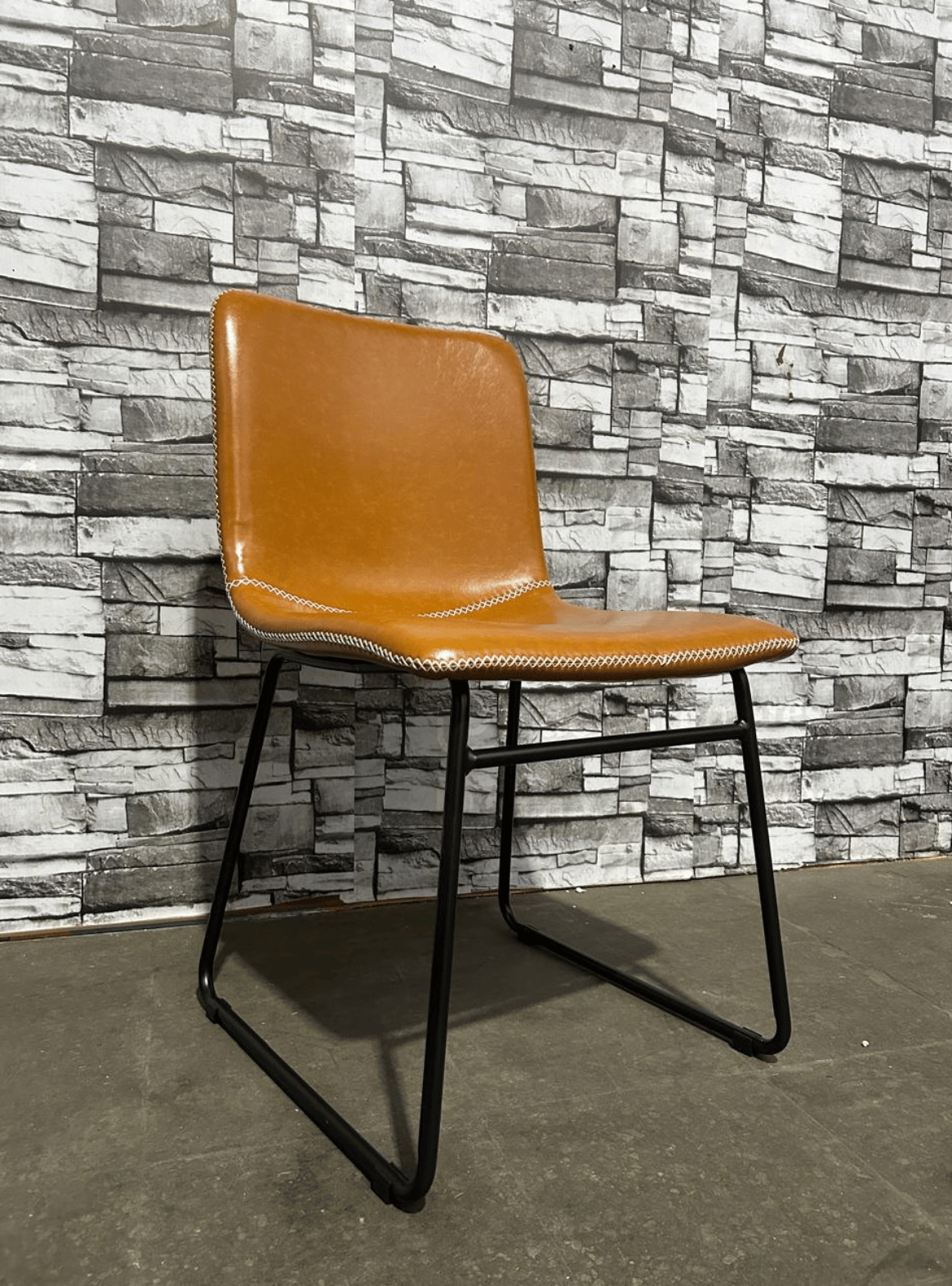 Silla de Comedor Ergonomica Ecocuero Cafe con patas de Acero para Living y Oficina Burgos-3