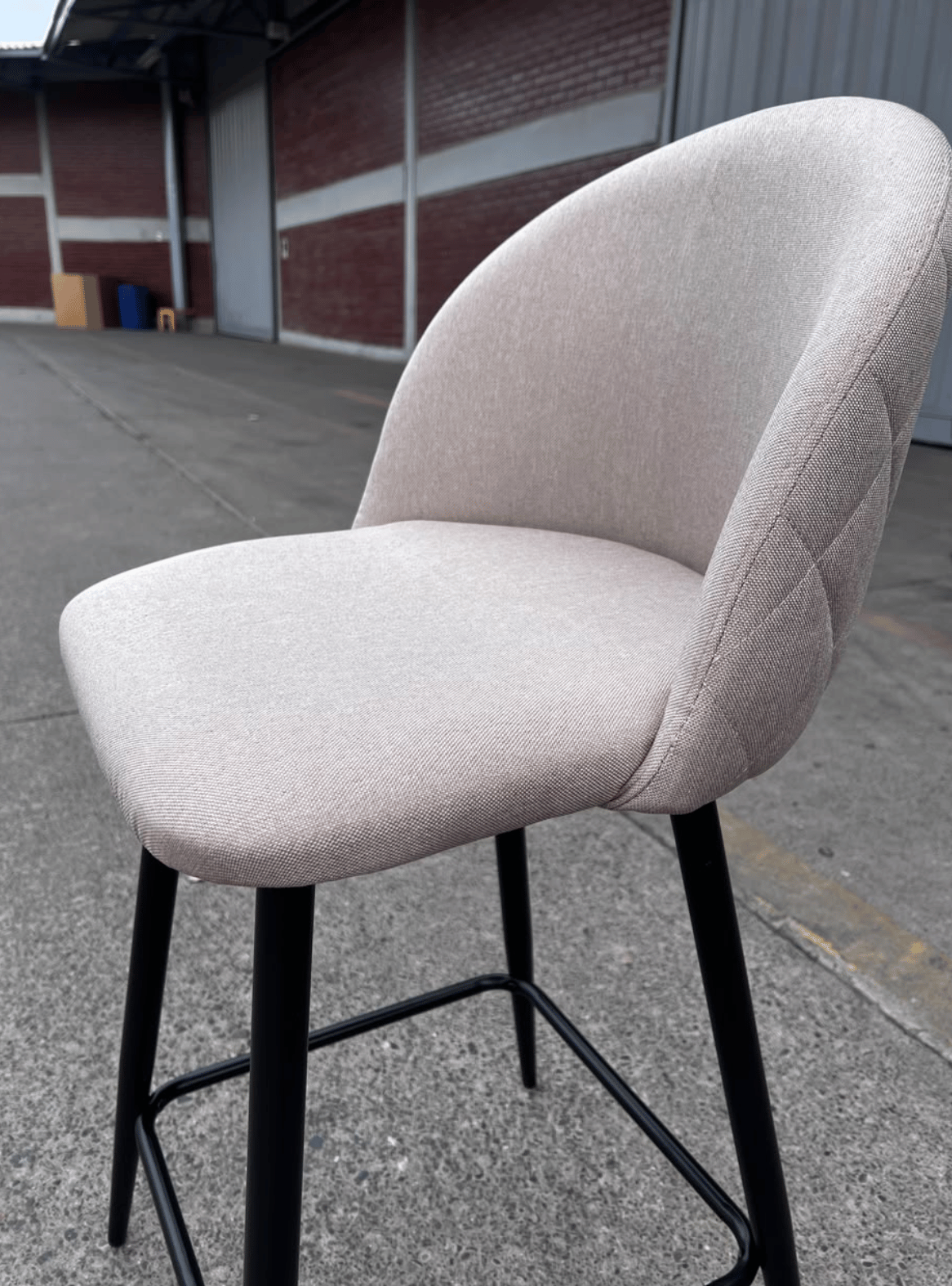 Taburete Silla Bar Tapizado en Lino con Respaldo para Isla de Cocina 64 cm Tokio-5