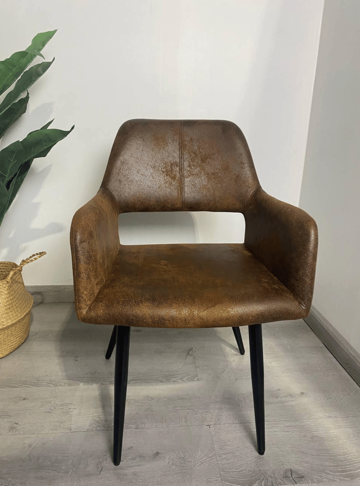 Pack 4 Butacas de Comedor Burgos Ecocuero Vintage con Patas de Metal | Silla Moderna para Living-5