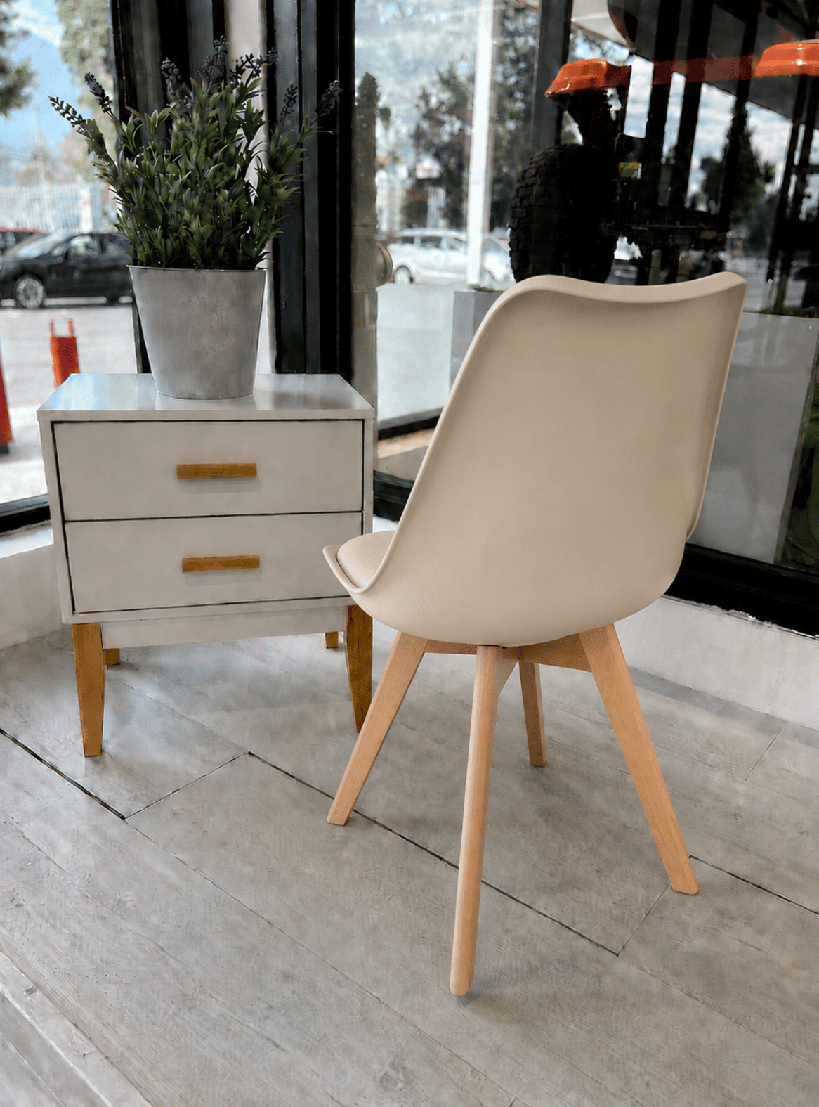 Silla de Comedor Tulip Acolchada con Patas de Madera-2