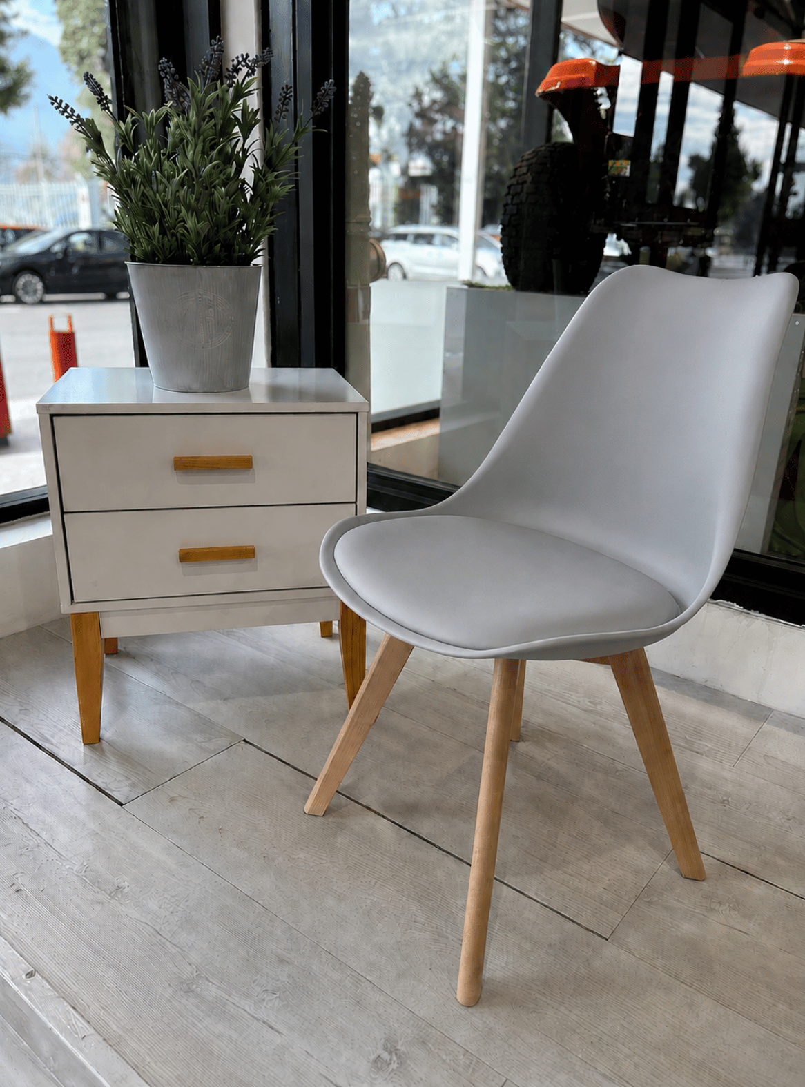 Silla de Comedor Tulip Acolchada con Patas de Madera-1
