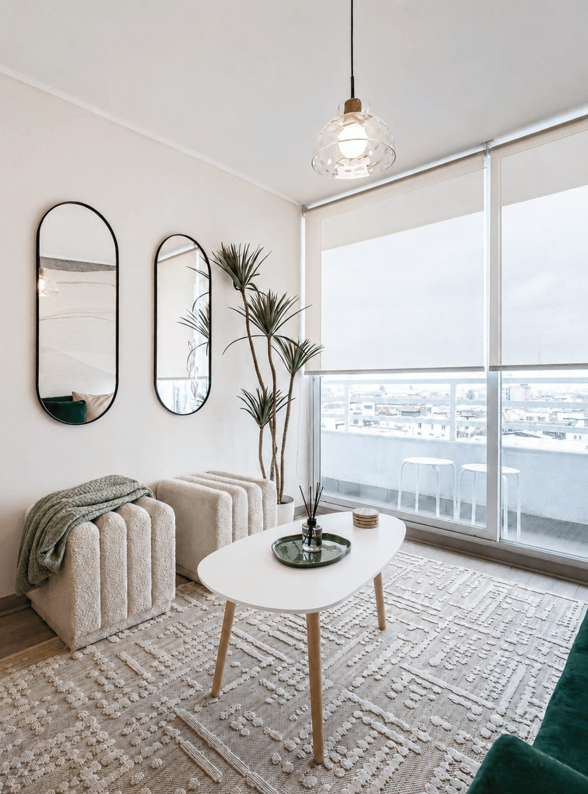 Mesa de Centro Nordica Pequeña de Madera Ovalada - Elipse-1