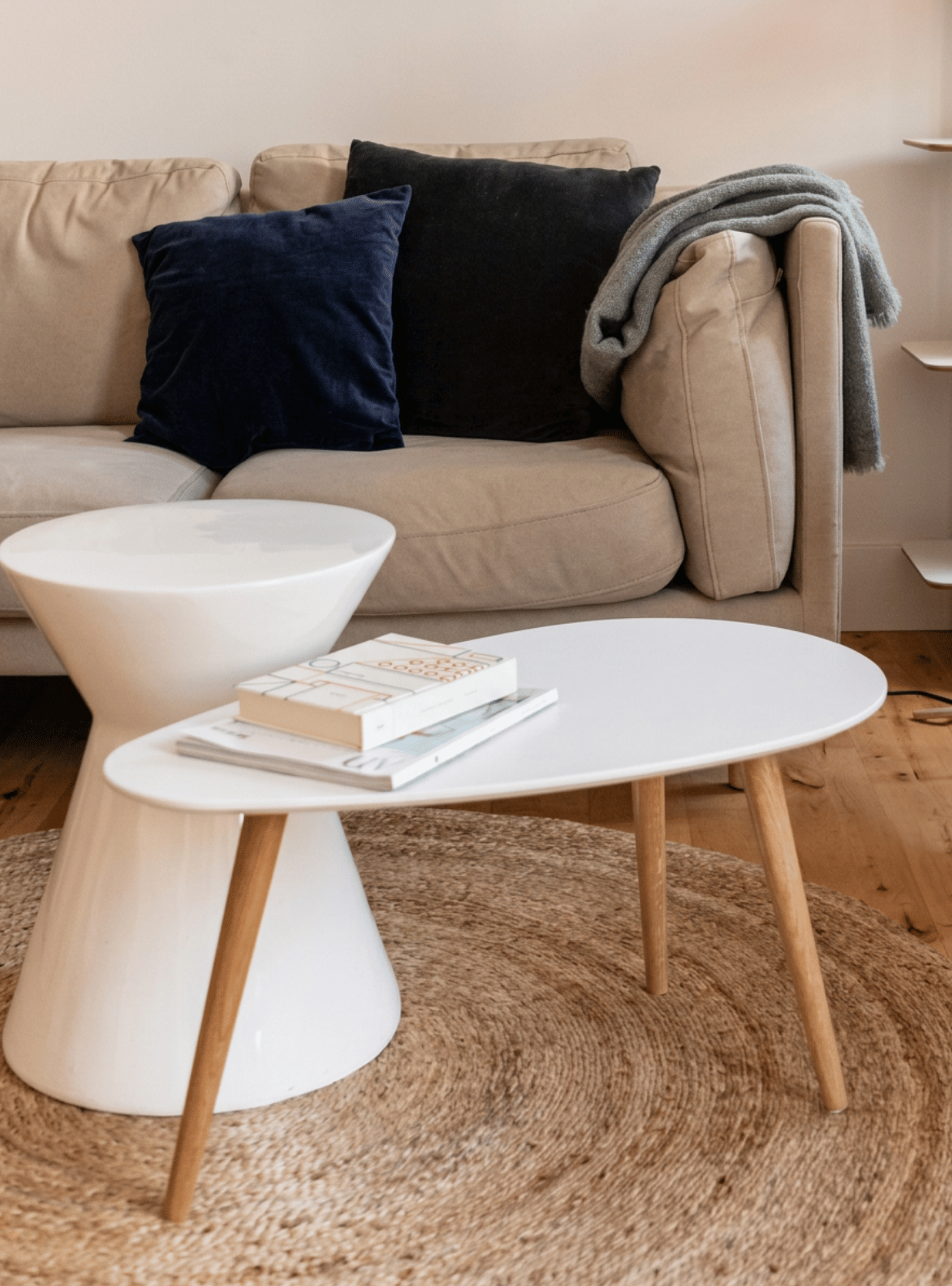 Mesa de Centro Nordica Pequeña de Madera Ovalada - Elipse-3