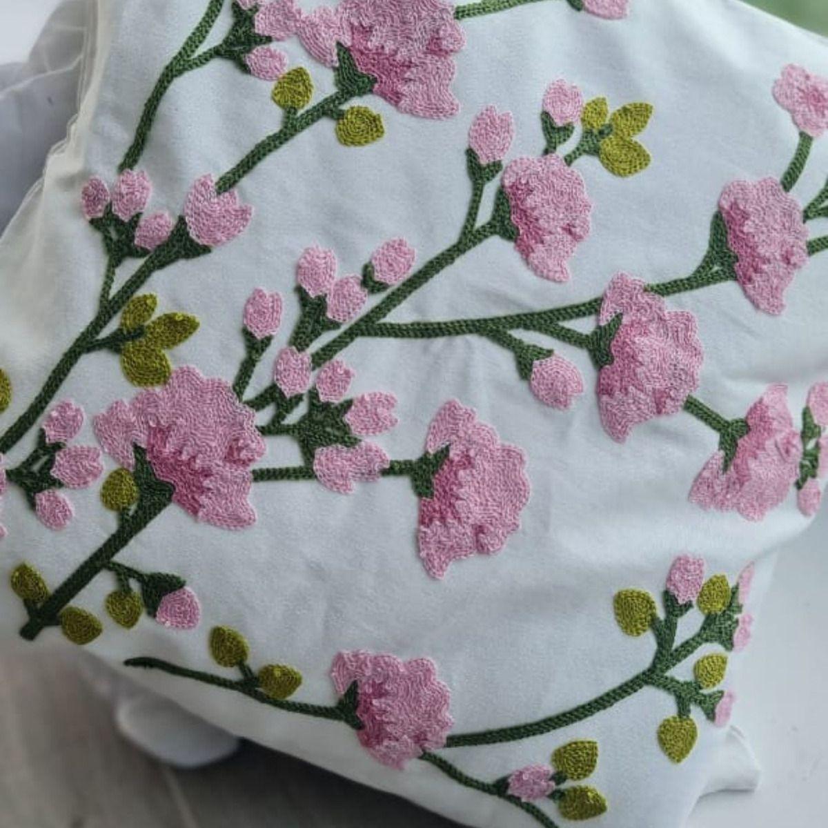 Funda Blanca Bordada Rosas Rosas 45x42-2