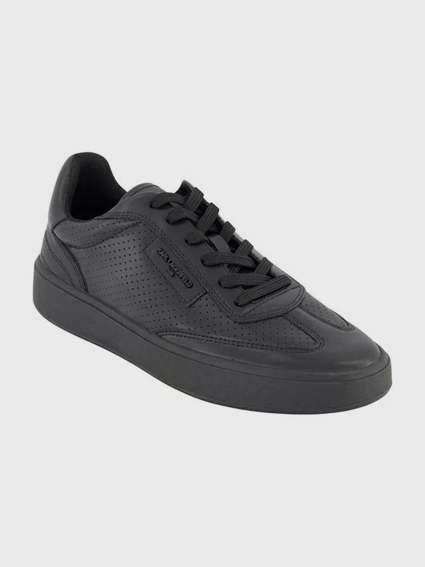 Zapatillas con diseño perforado-0