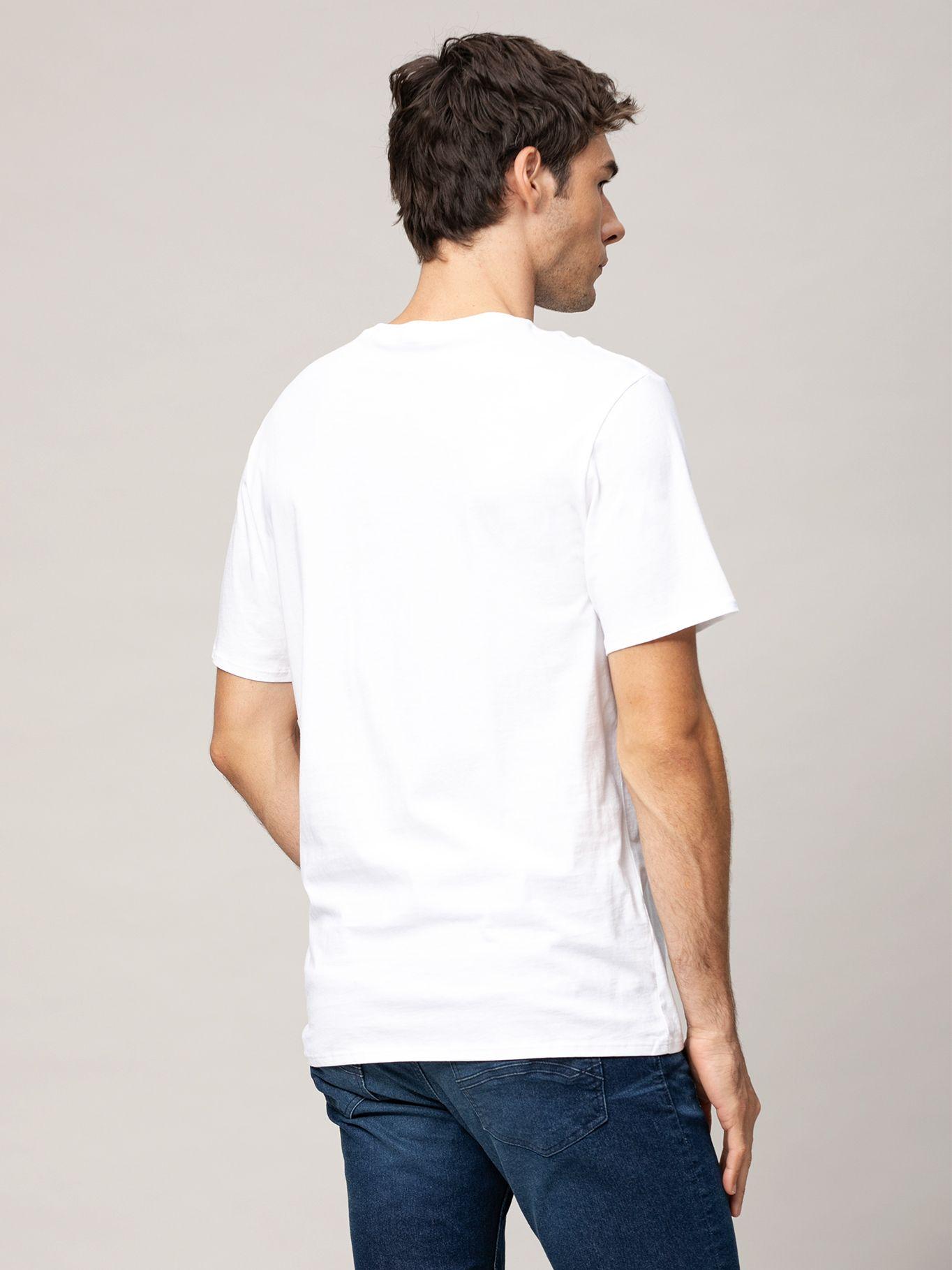 Polera con estampado armor dragon skin Blanco-2