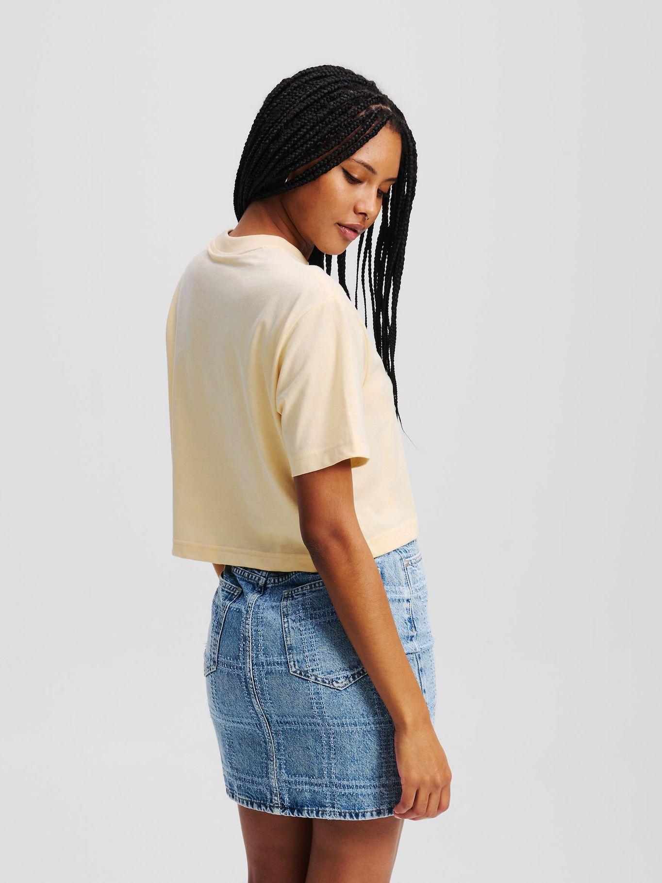 Polera cropped con/ monograma Blanco Karl Lagerfeld-2