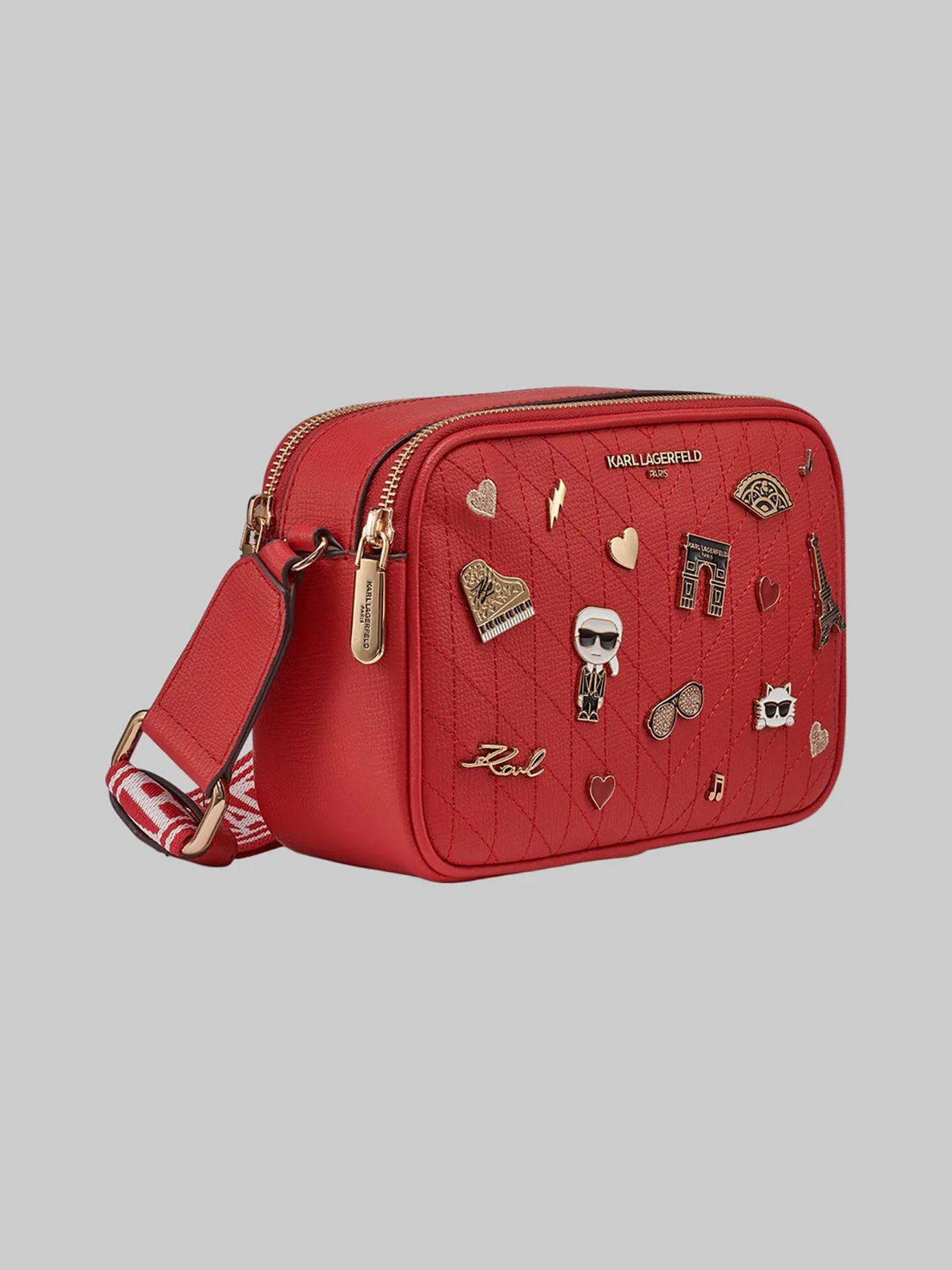 Cartera bandolera Maybelle con pines metálicos Rojo-2