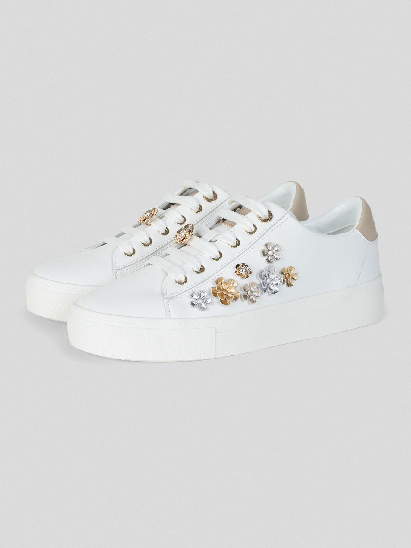 Zapatilla blancas aplicaciones metálicos Blanco-0