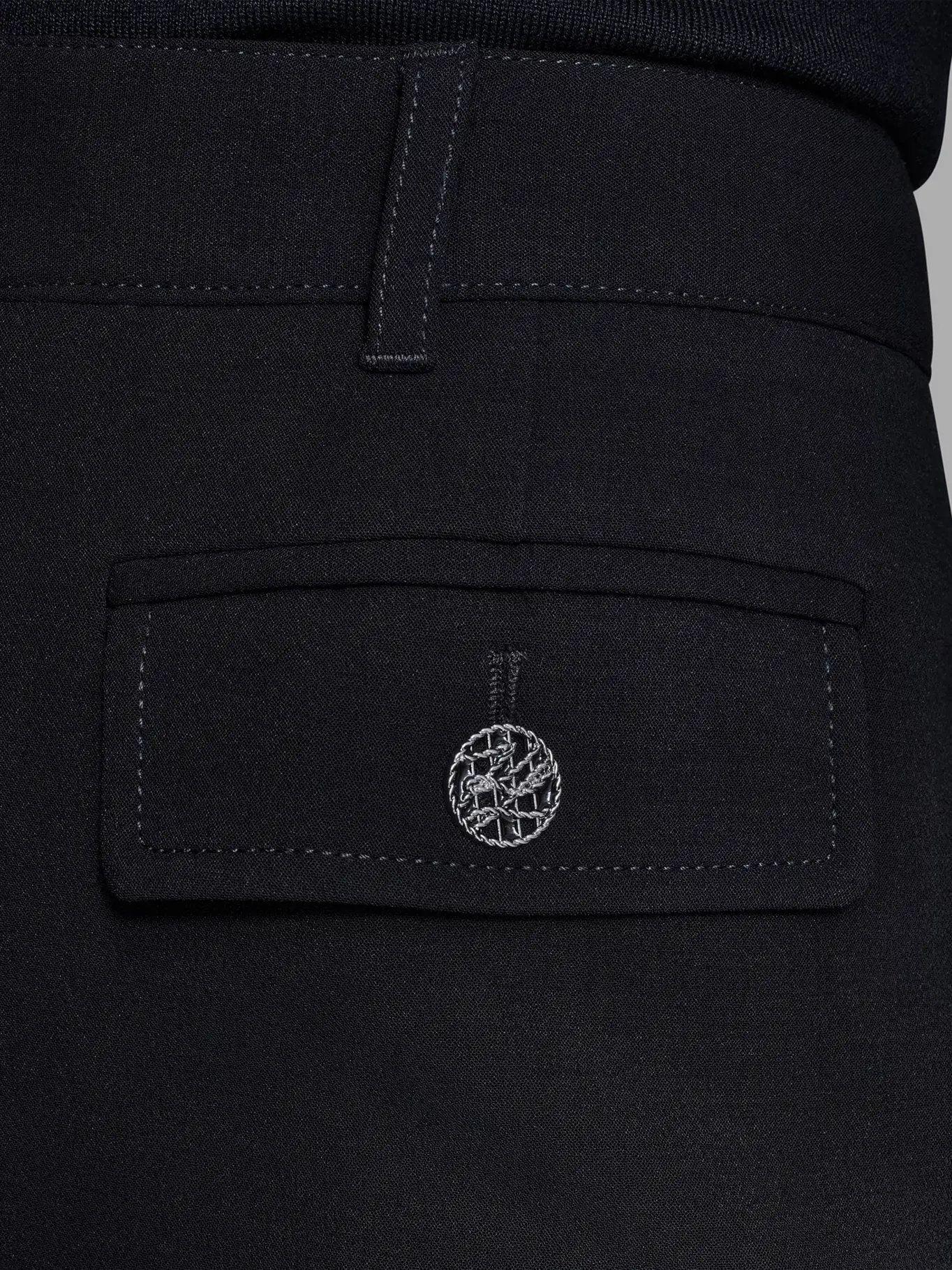 Pantalón de bolsillos de parche Negro Karl Lagerfeld-4