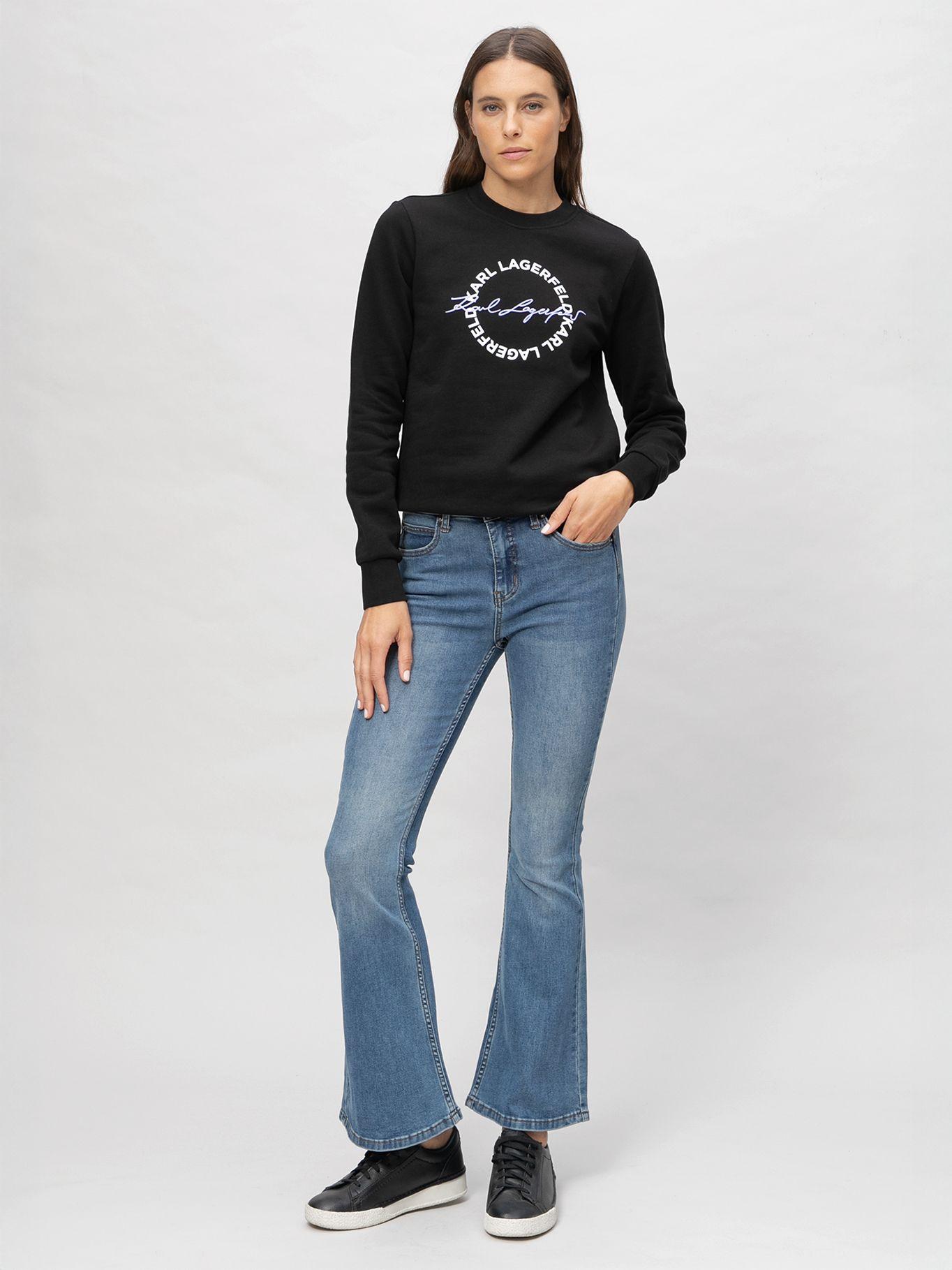 Polerón de cuello redondo con firma de Karl Negro Karl-1