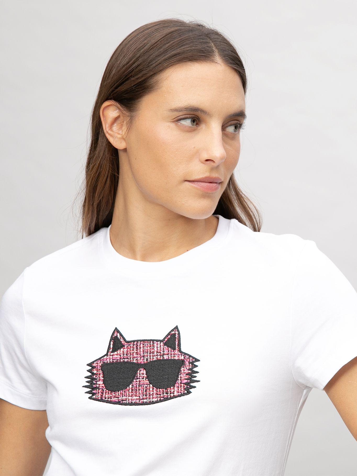 Polera con gráfico texturizado de Choupette Blanco-3