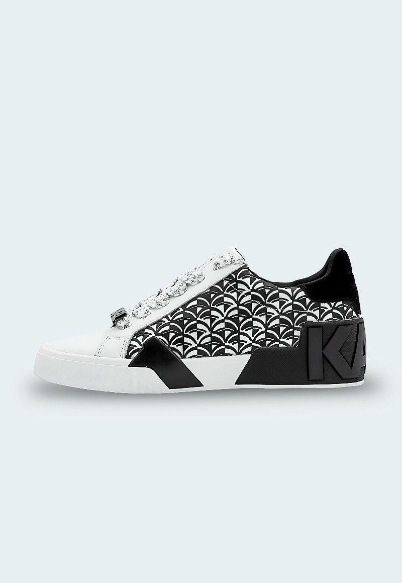 Zapatillas con contraste - Melora-3