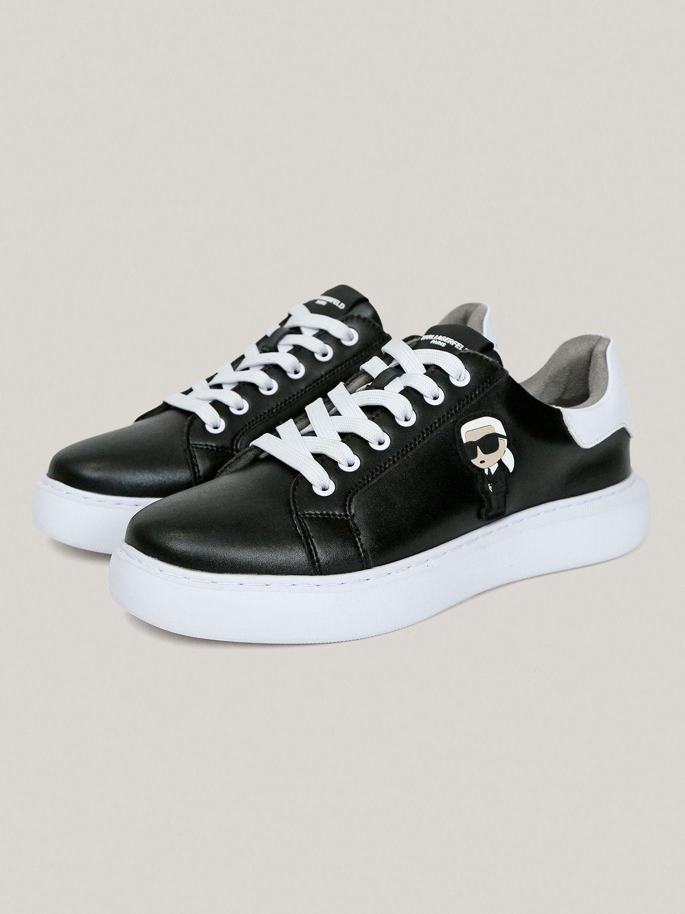 Zapatillas con parche de KARL-0