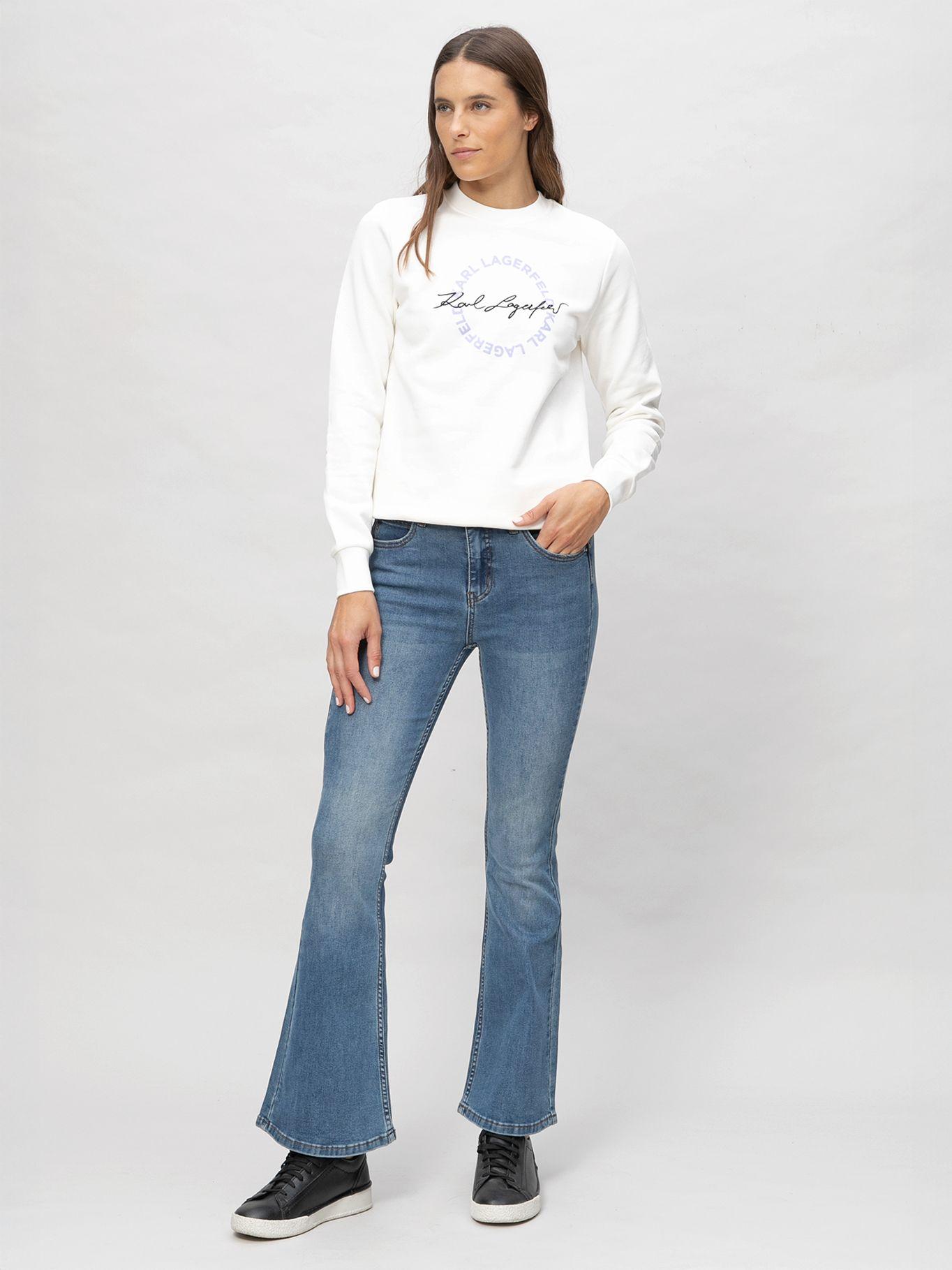 Polerón de cuello redondo con firma de Blanco-1