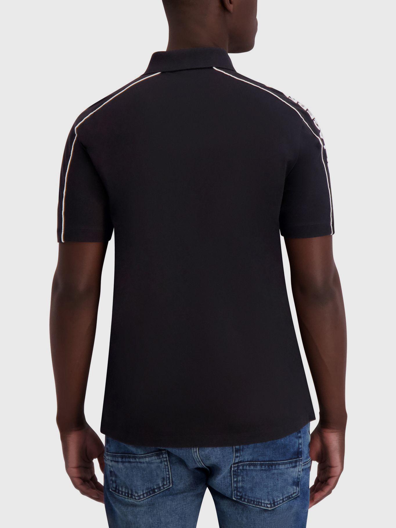 Polo con diseño en contraste-2