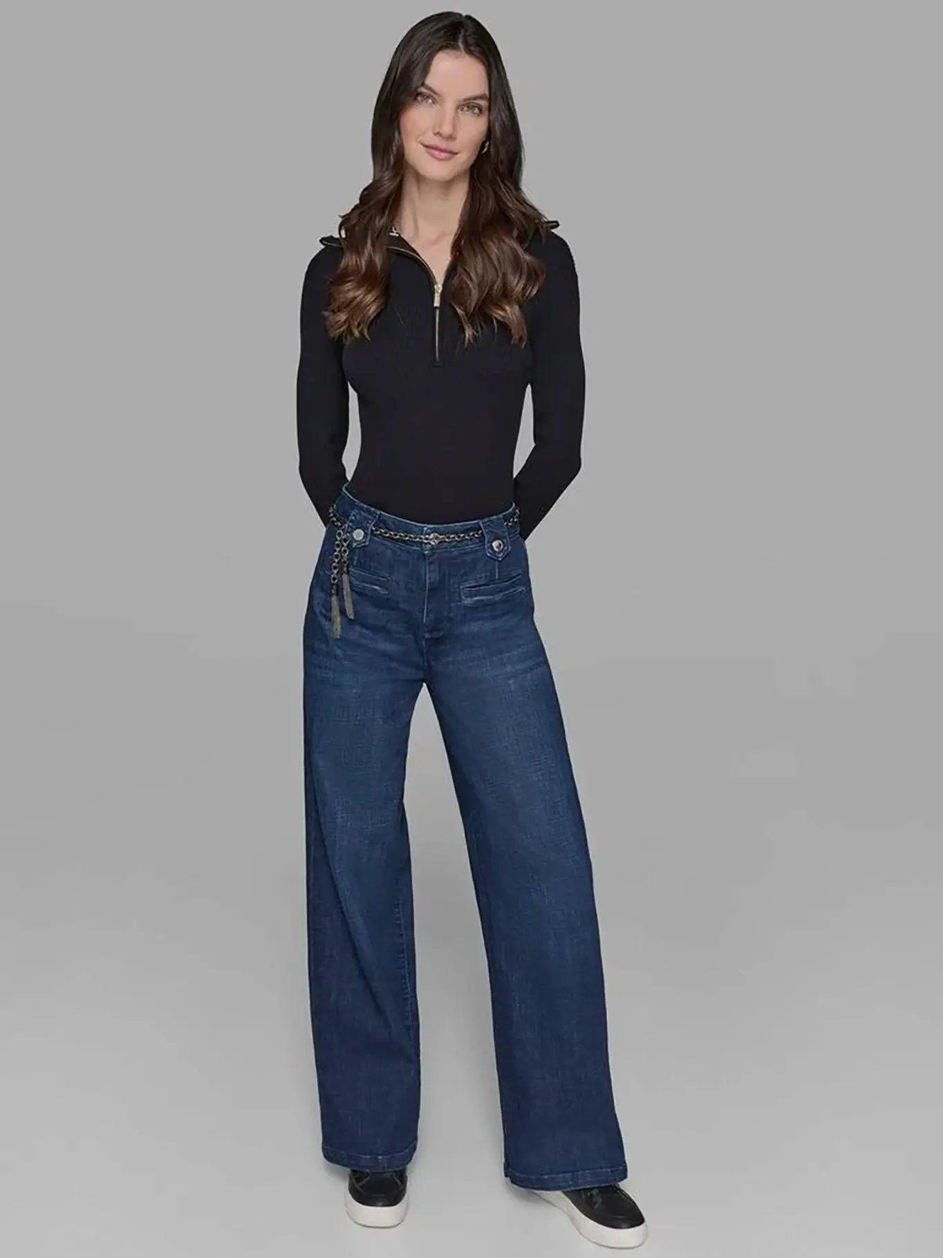 Jeans rectos acampanados con cinturón de cadena Azul-1