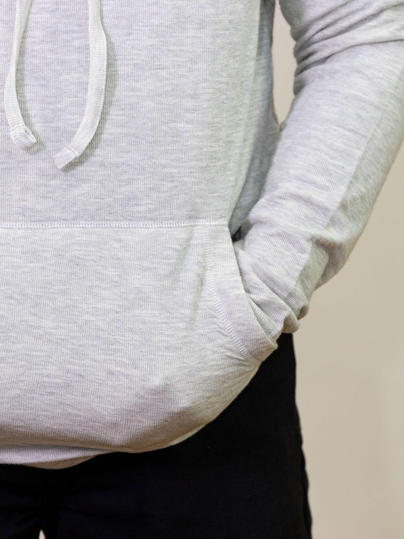 Polerón con gorro y parche de firma de Karl Gris Karl-3