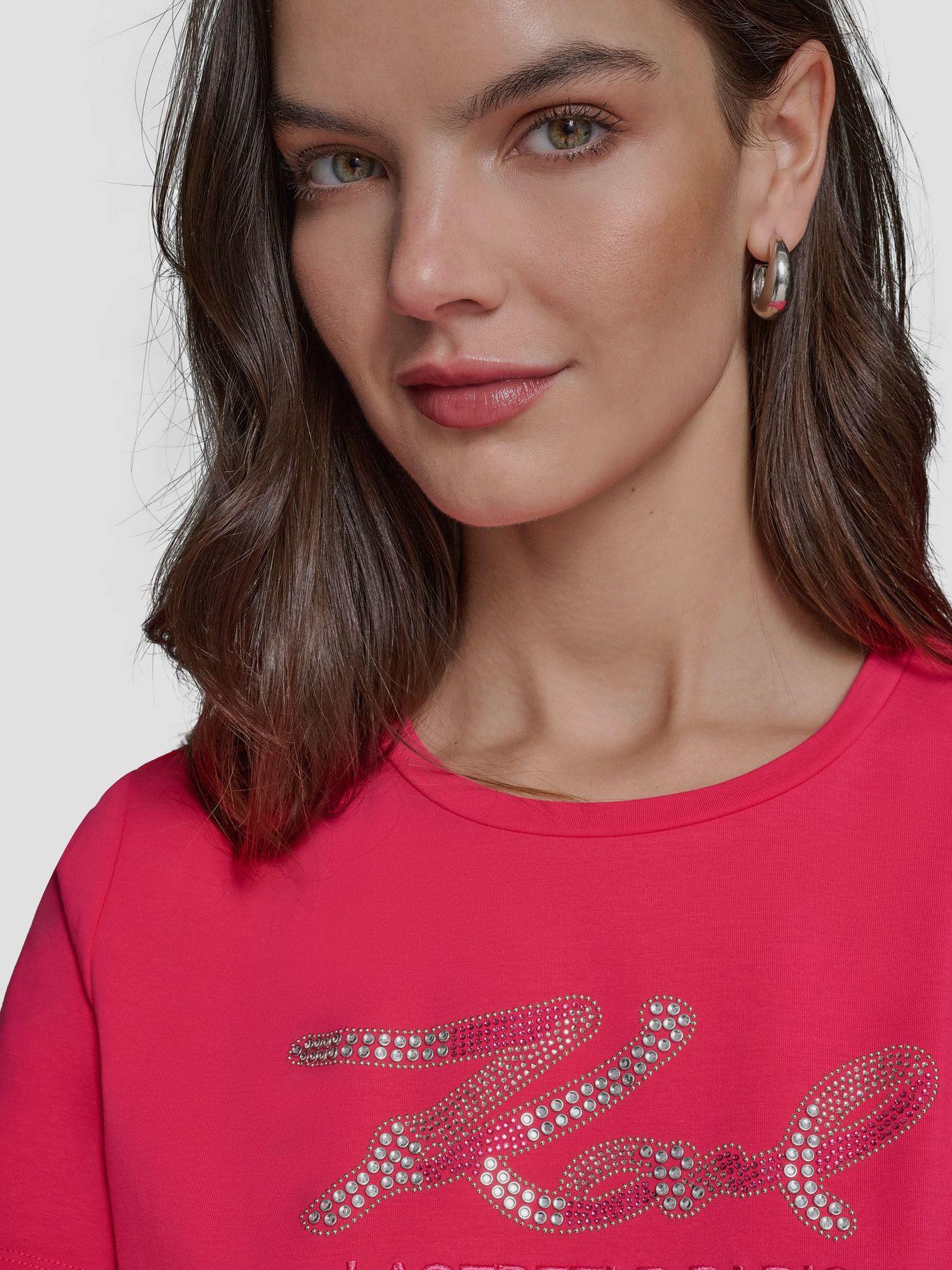 Polera con firma de KARL Rosada-3