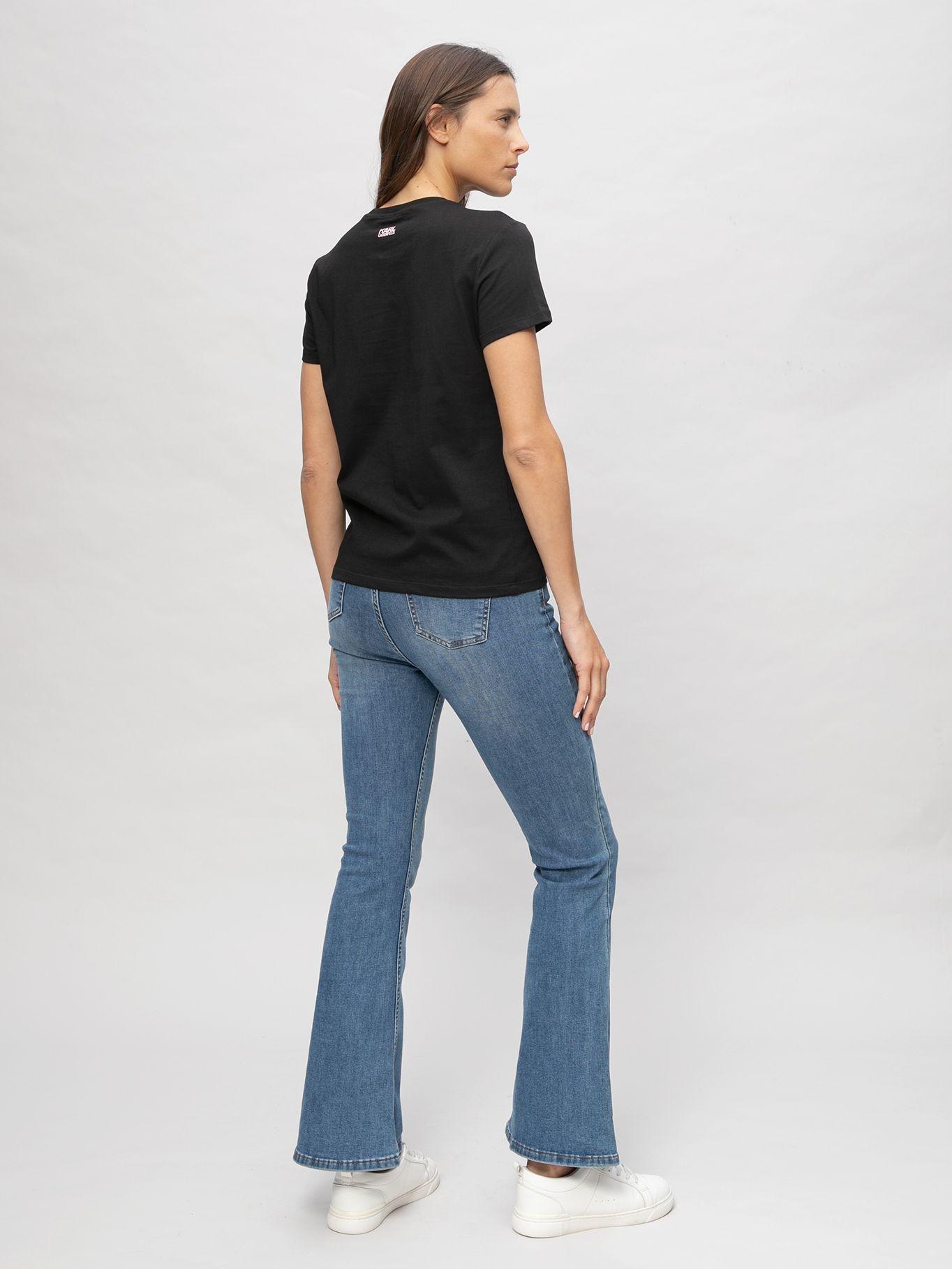 Polera con perfil de Karl en tejido bouclé Negro Karl-2