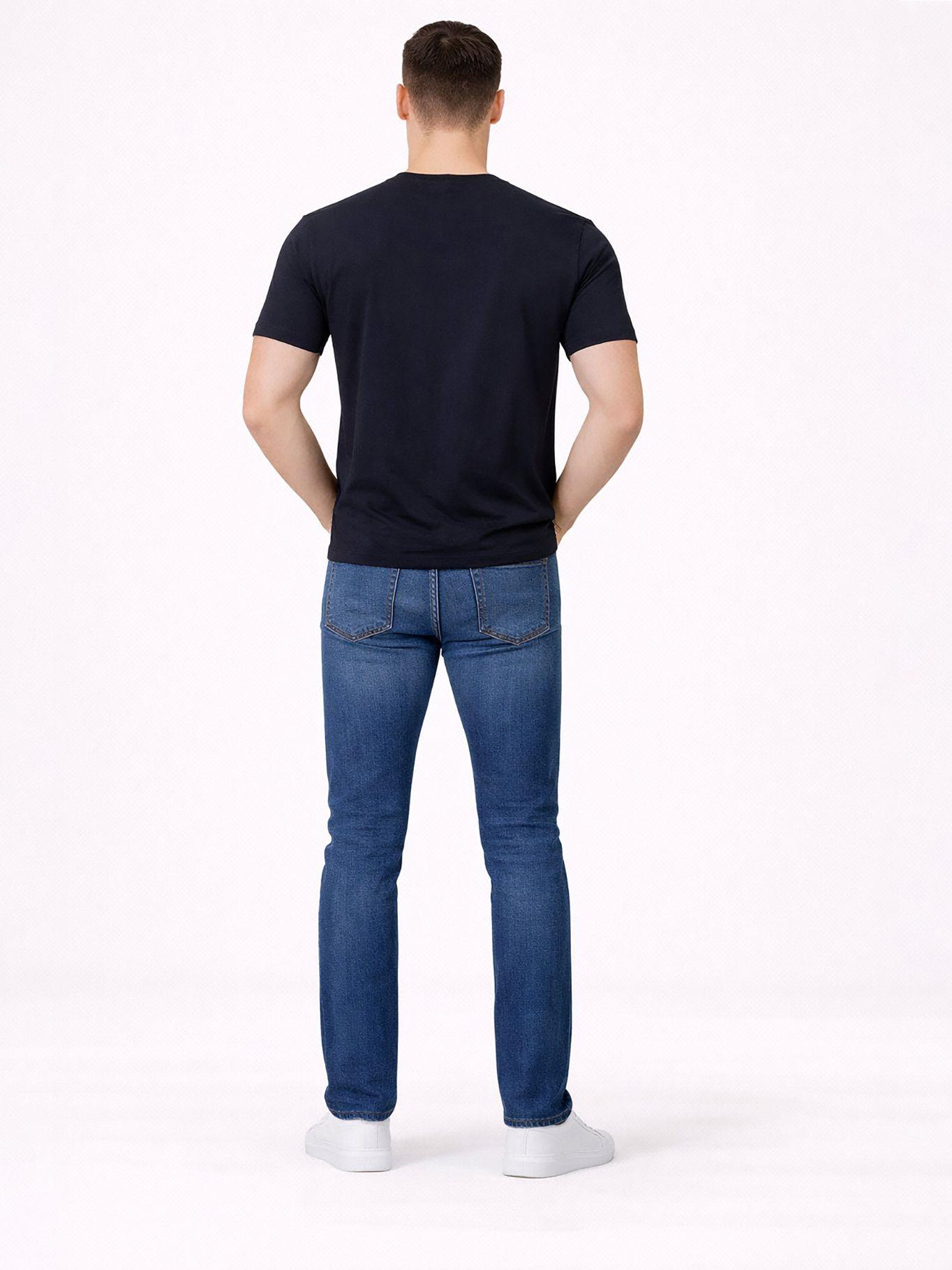 Polera estampado pequeño en estilo armadura Negro-2