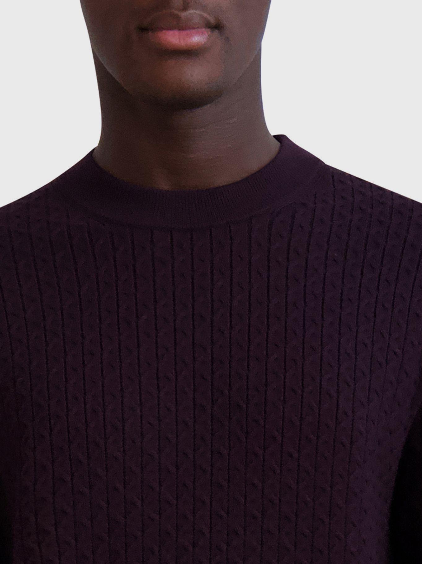 Sweater texturizado geométrico Burdeo-4