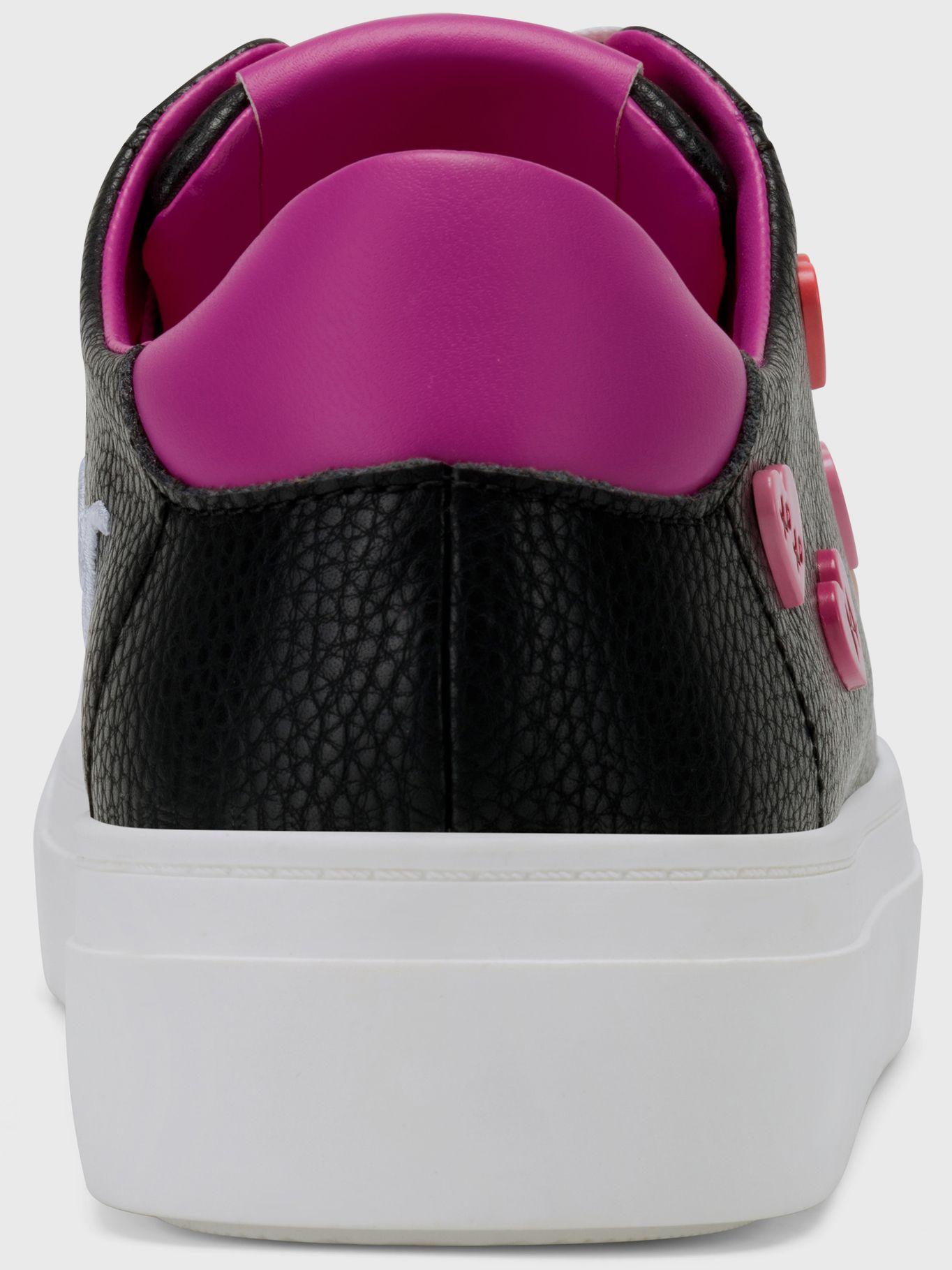 Zapatillas con cordones - Cate heart pins Negra-1
