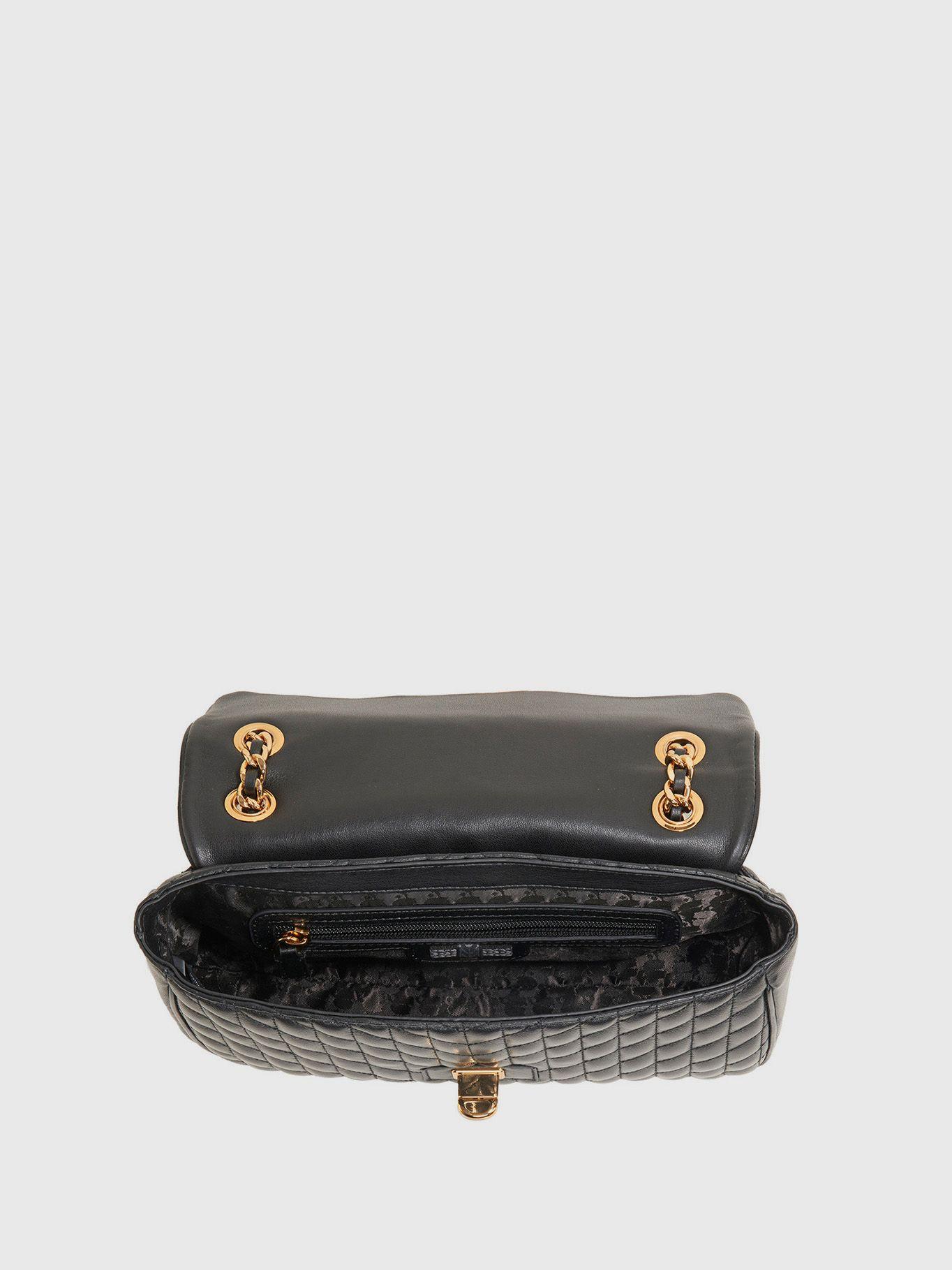 Cartera de hombro mediana acolchada con cadena Negro-3