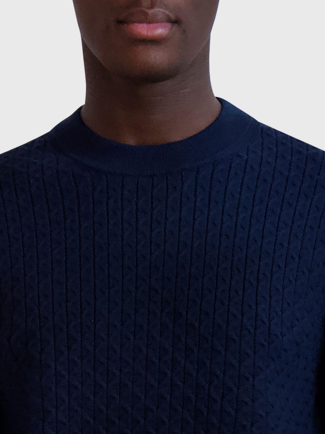 Sweater texturizado geométrico-4
