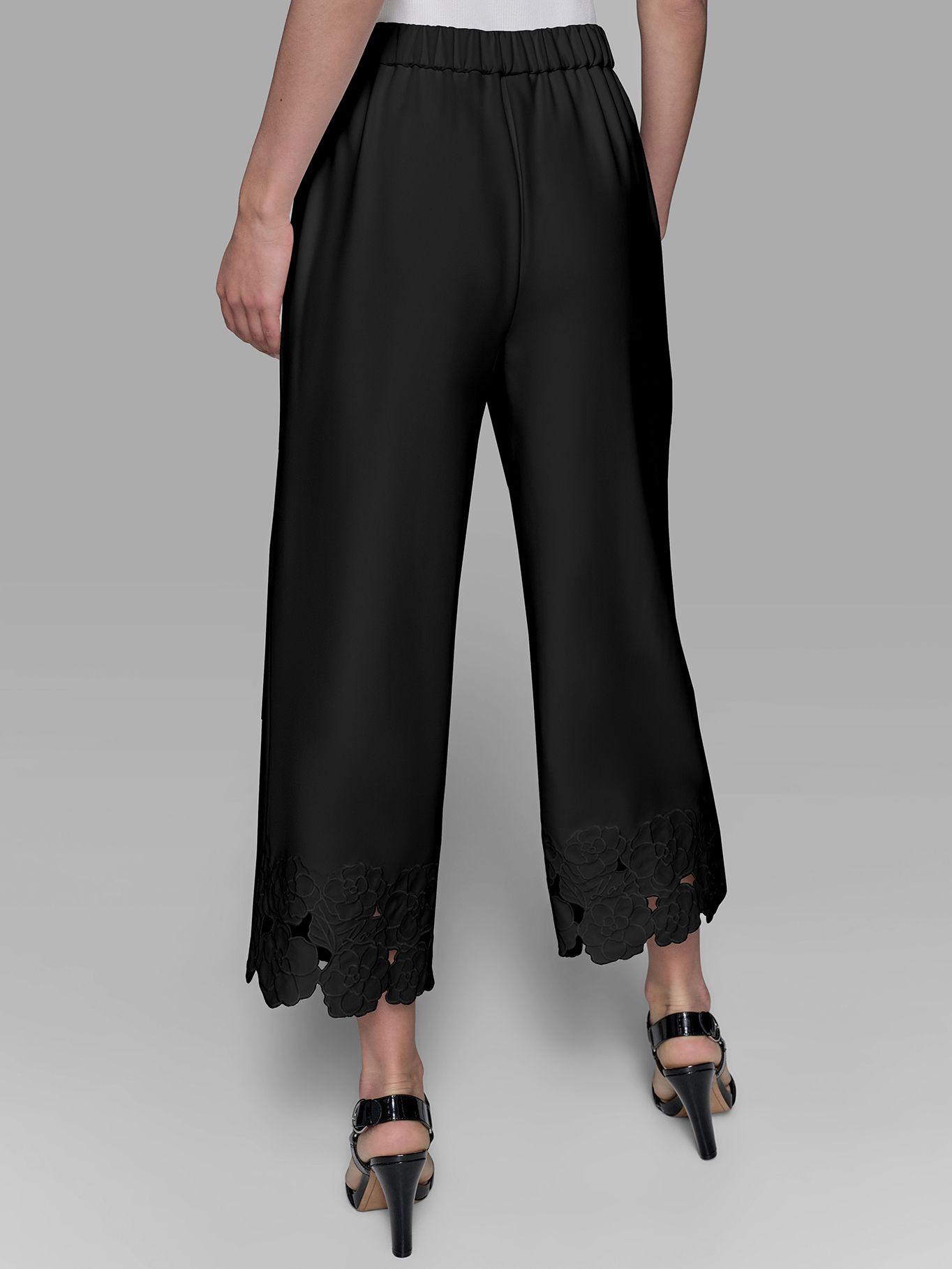 Pantalón detalle bordado floral Negro Karl Lagerfeld-2