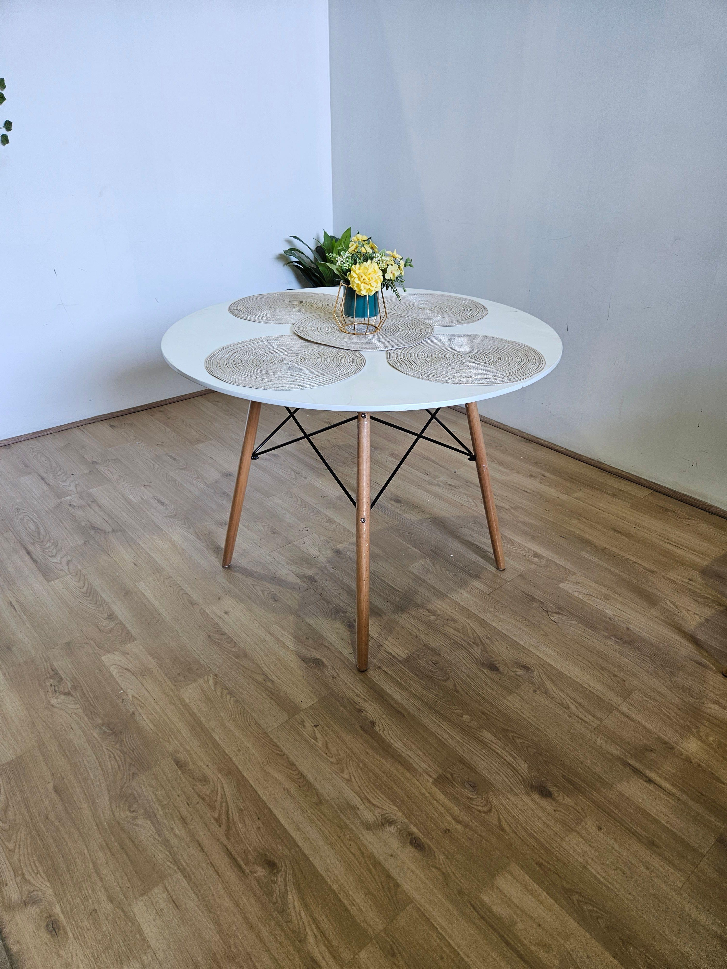 Comedor Mesa Melamina 100cm + 4 Sillas Mariposa Wood-2