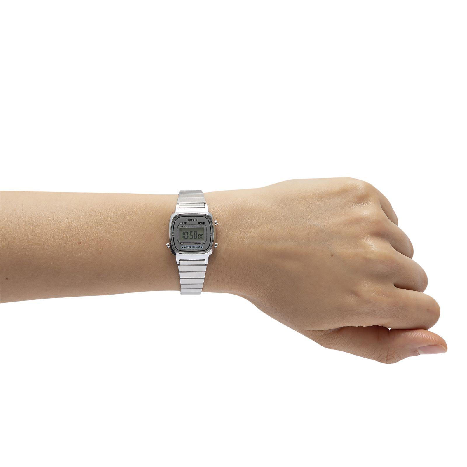 Reloj Casio LA670WA-7D-3