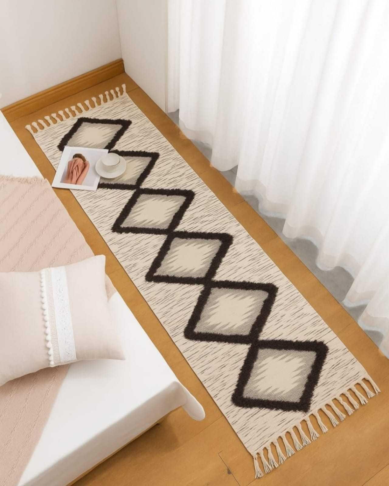 ALFOMBRA DE PASILLO CON FLECOS ESTILO BOHO  60CMX180CM BEIGE ROMBO CAFE BRC-004-2