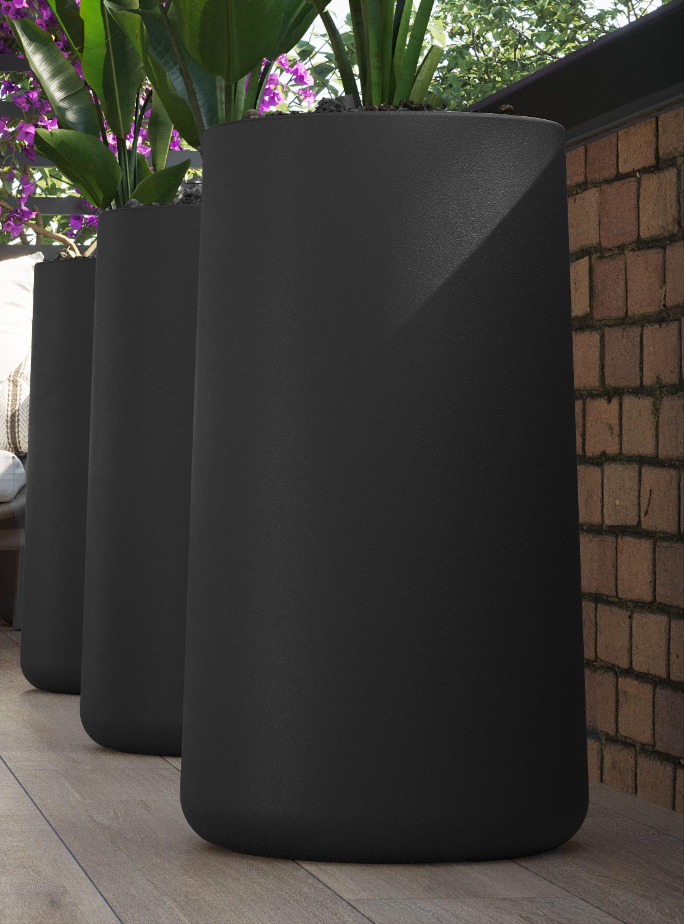 Macetero De Plástico Amalfi Modelo Gota 70x40 Cm Y 74 Litros-1