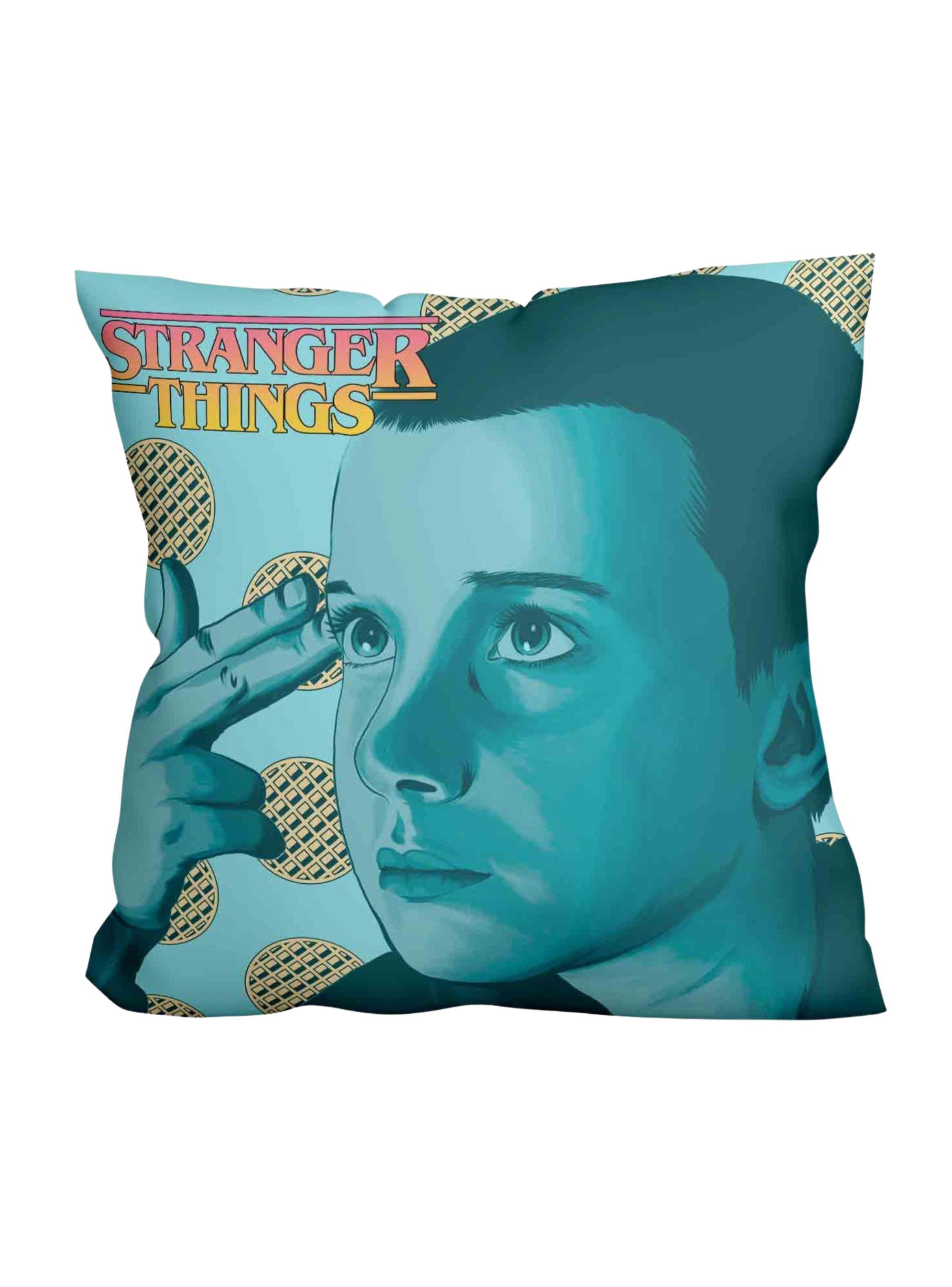 Cojín Stranger Things D9-0