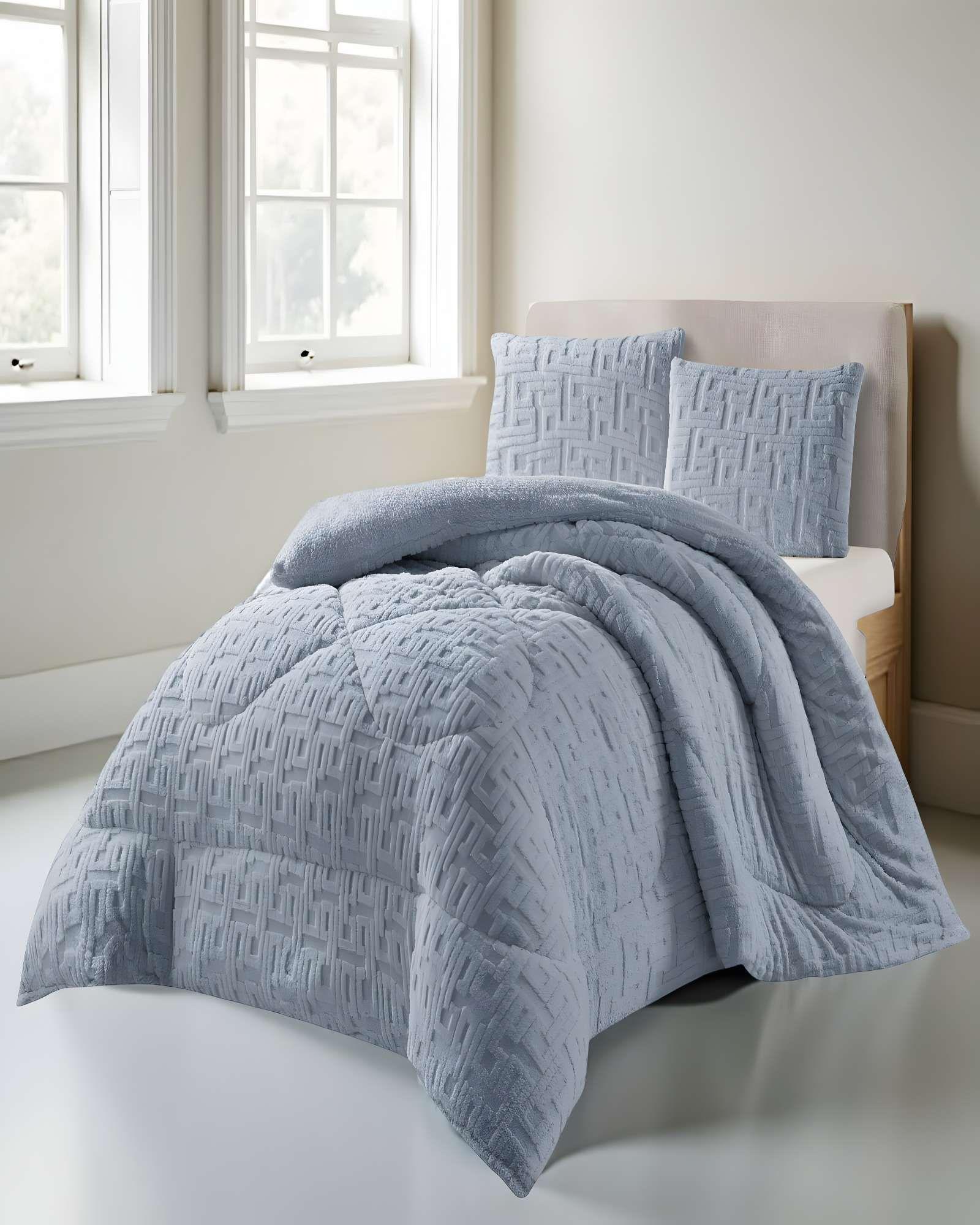 COBERTOR SHERPA TEXTURIZADO RH KING CELESTE-2